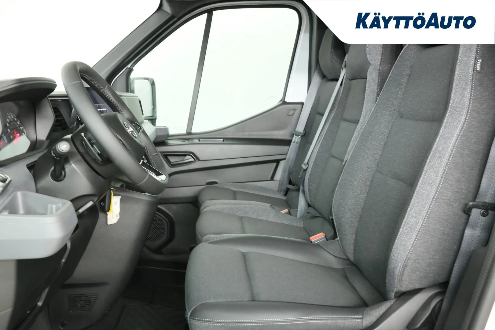 Nissan Interstar FSR-905 carousel image