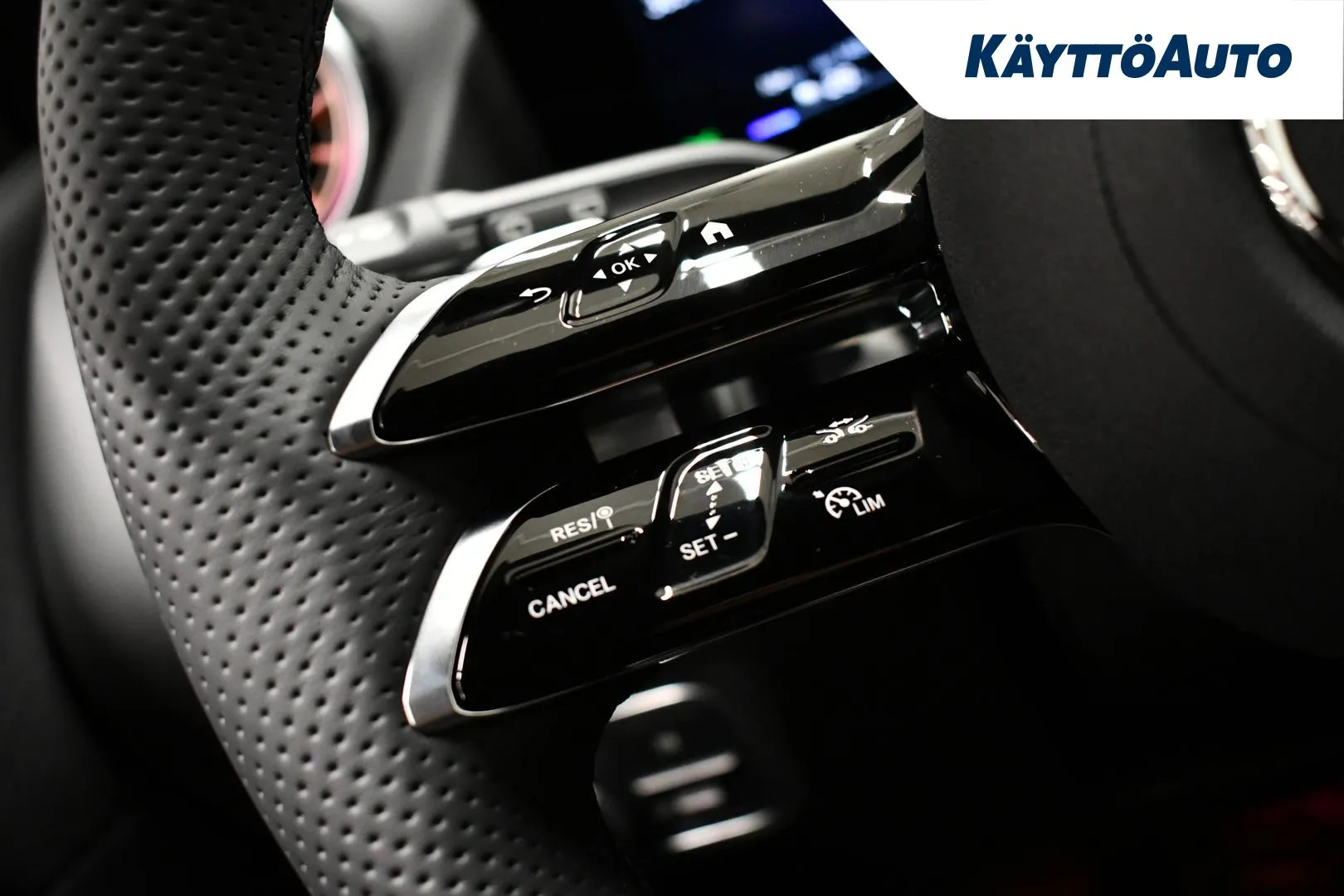 Mercedes-Benz EQA JOM-834 carousel image