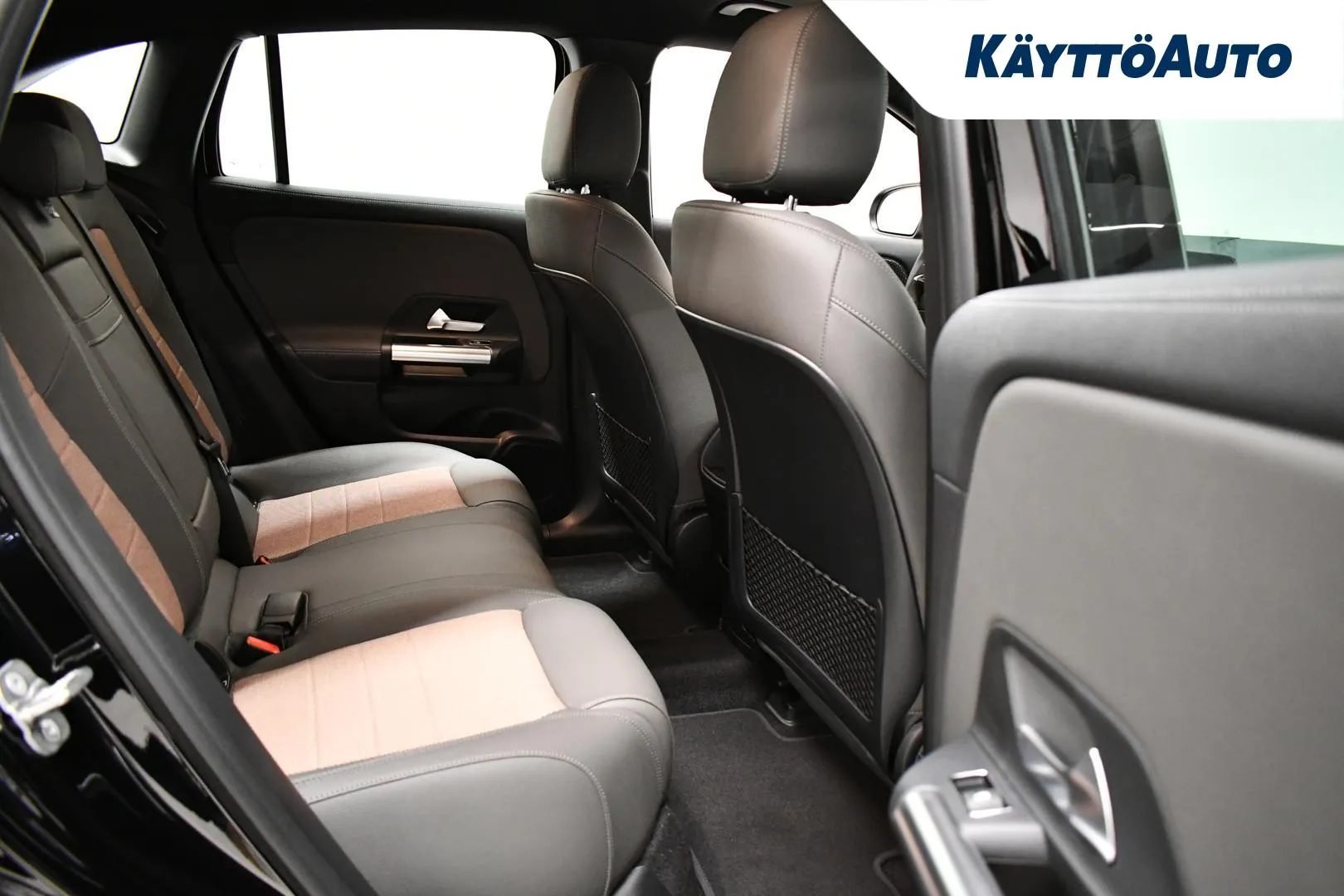 Mercedes-Benz EQA JOM-834 carousel image