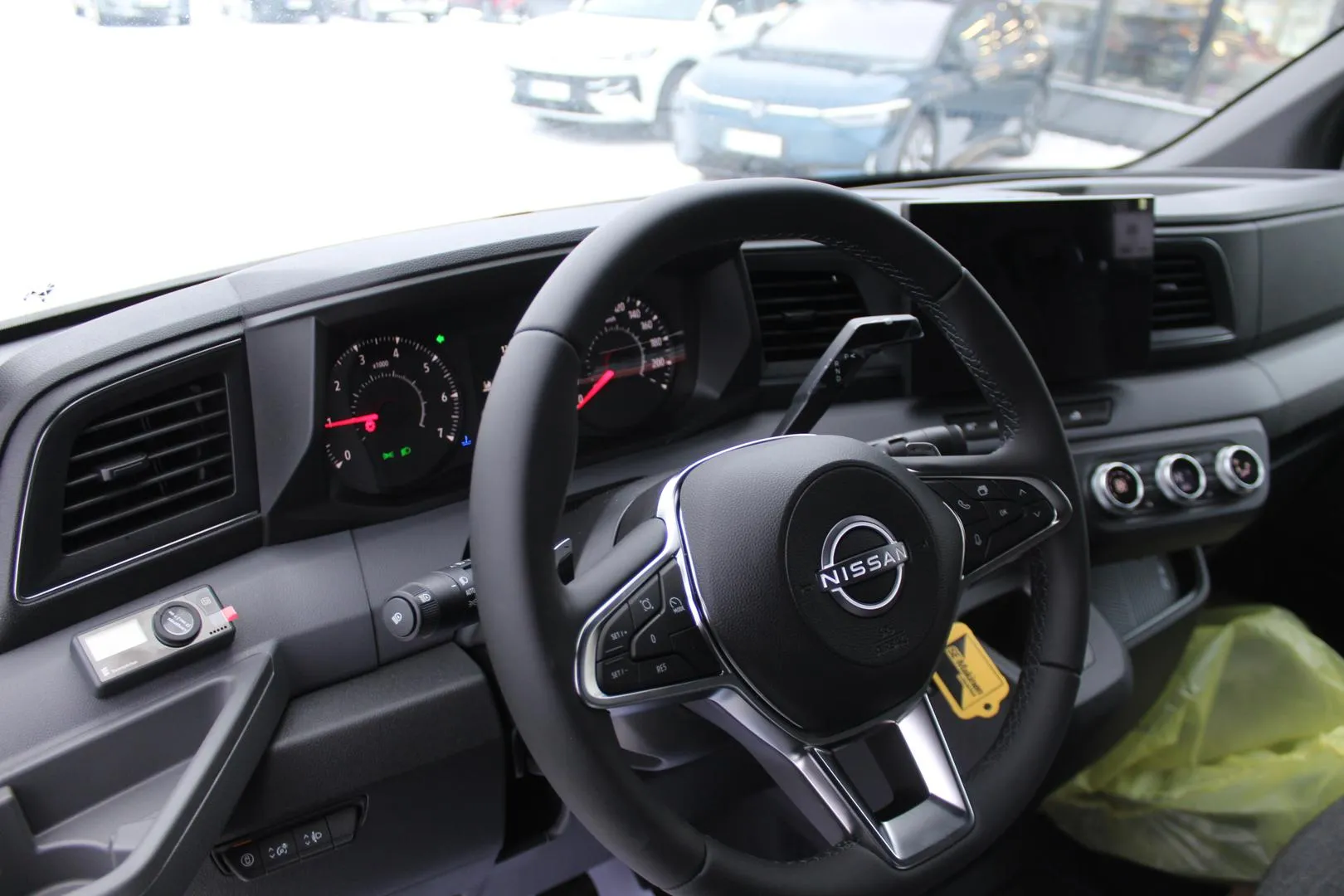 Nissan Interstar FSR-904 carousel image