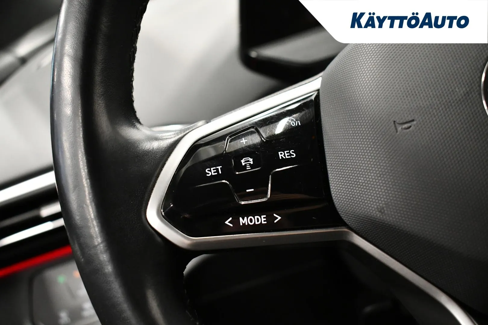 VOLKSWAGEN ID.4 ESR-586 carousel image