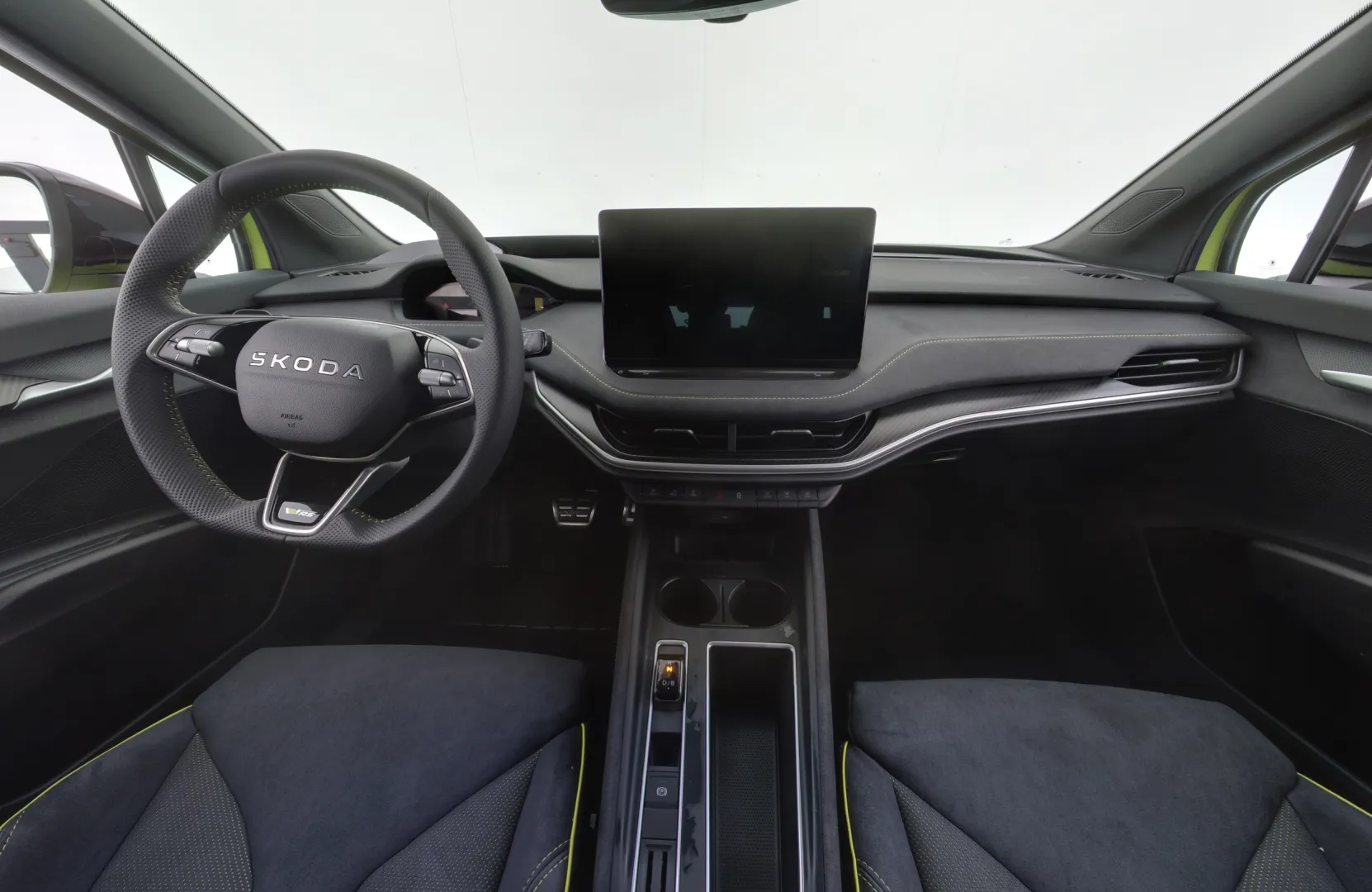 Skoda Enyaq RXT-585 carousel image