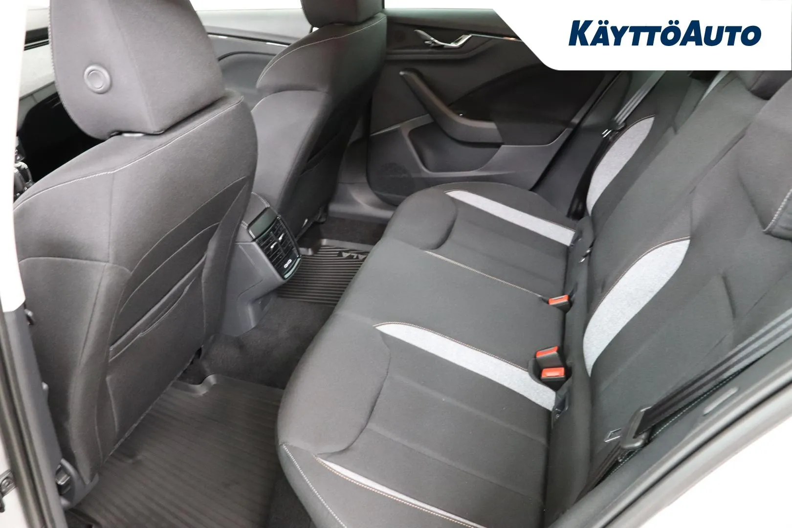 Skoda Scala RXU-866 carousel image