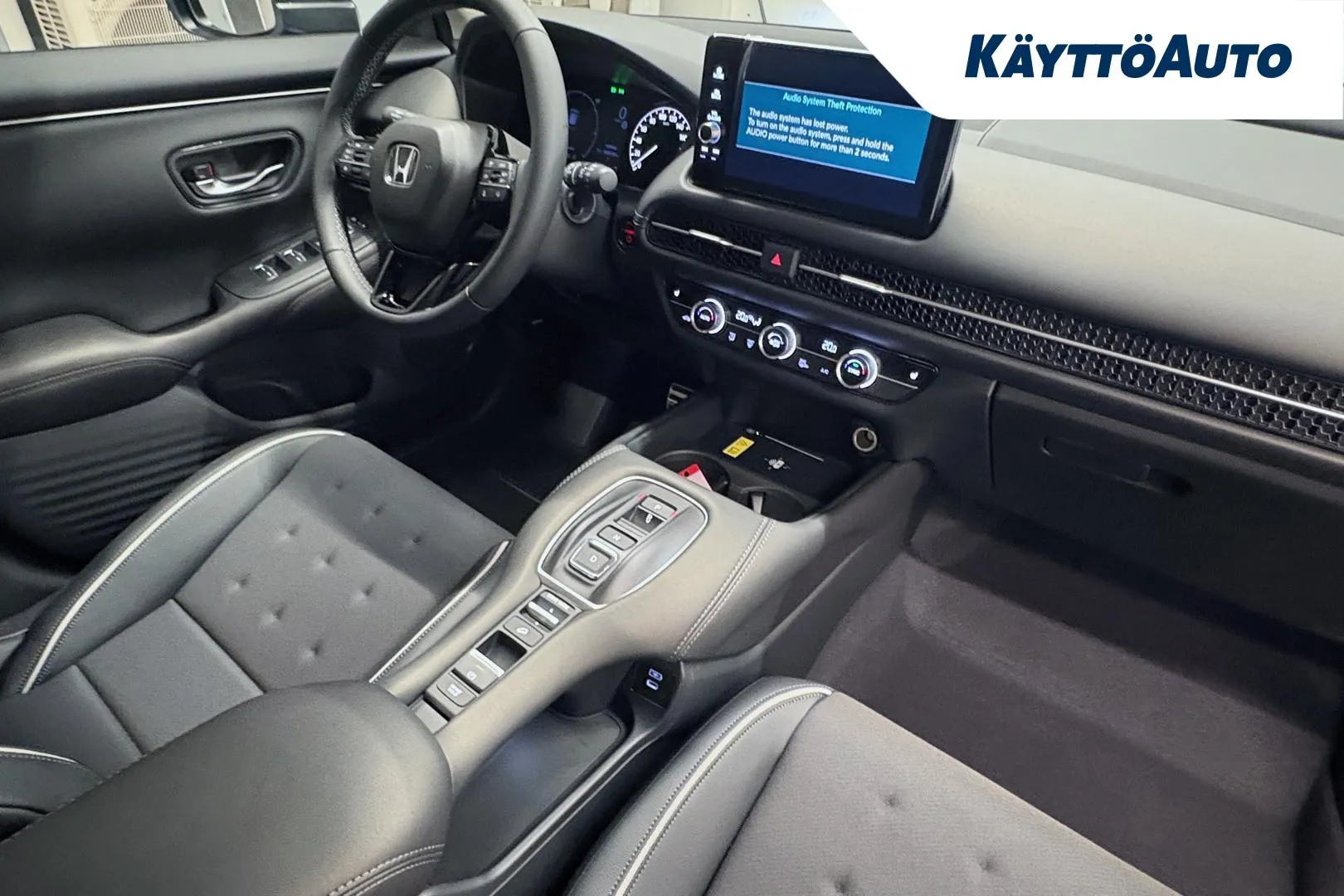 Honda ZR-V CKP-786 carousel image