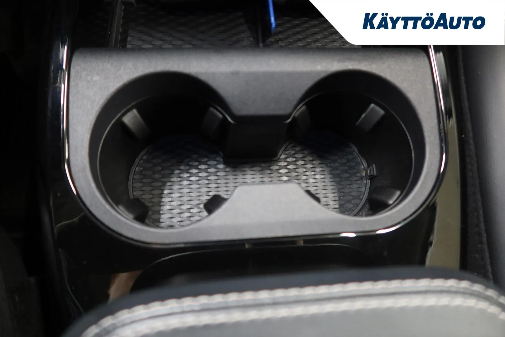 Ford Mustang Mach-E IPK-385 carousel image