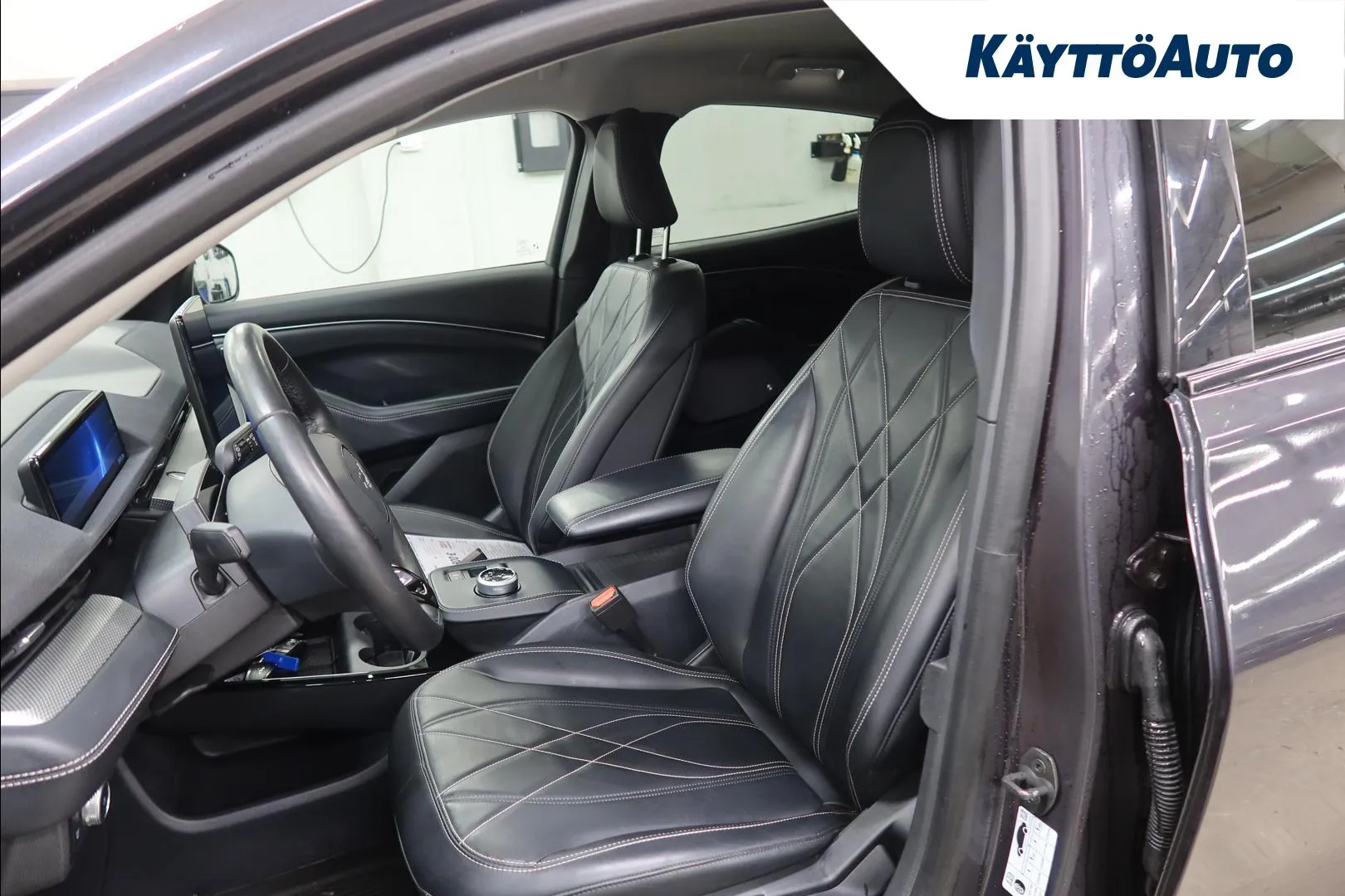 Ford Mustang Mach-E IPK-385 carousel image