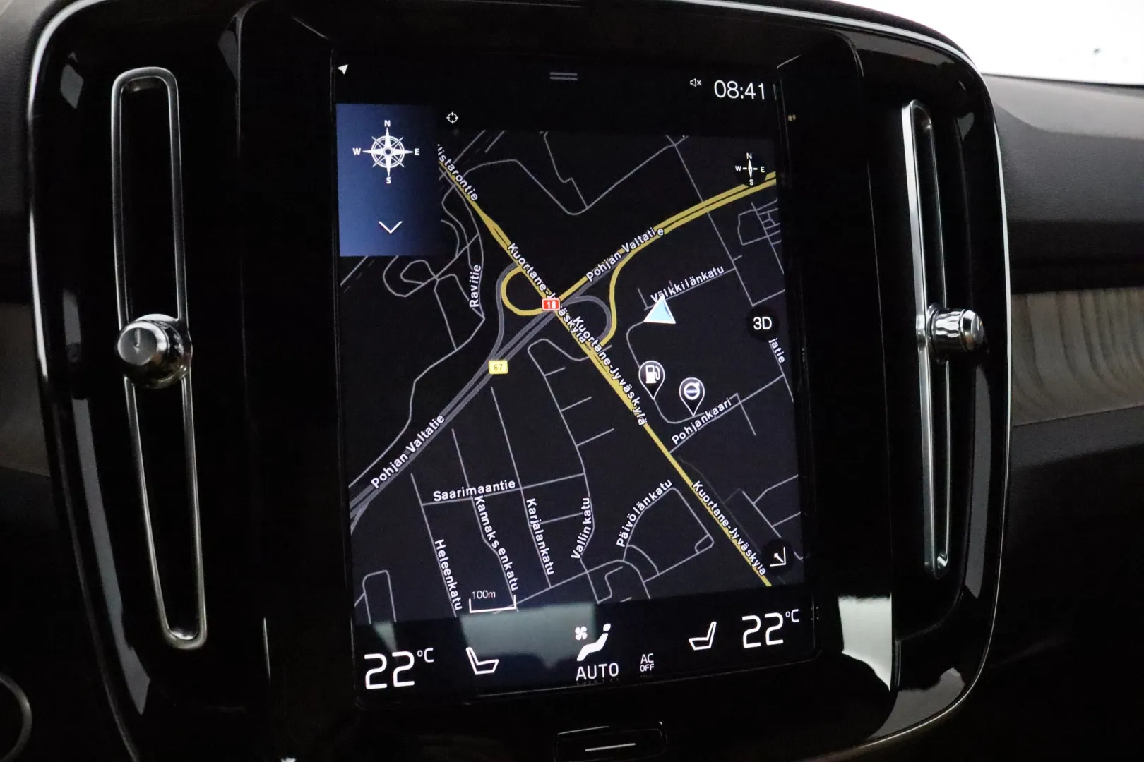 VOLVO XC40 OXV-887 carousel image