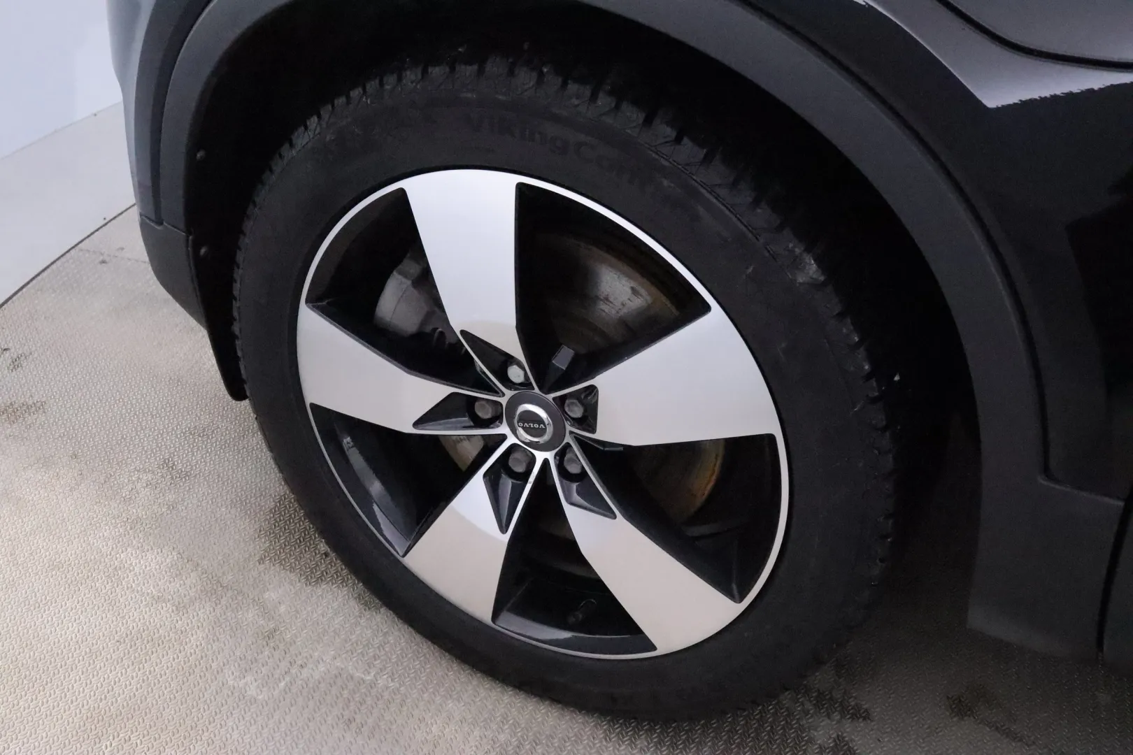 VOLVO XC40 OXV-887 carousel image