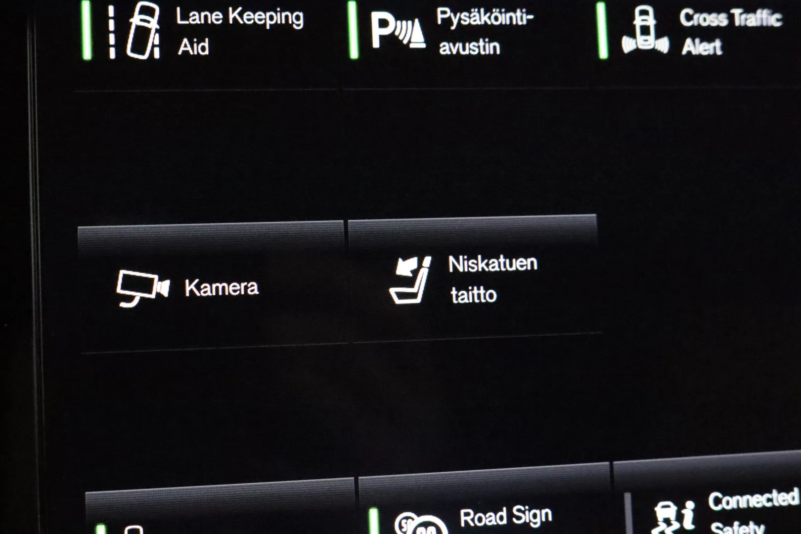 VOLVO XC40 OXV-887 carousel image