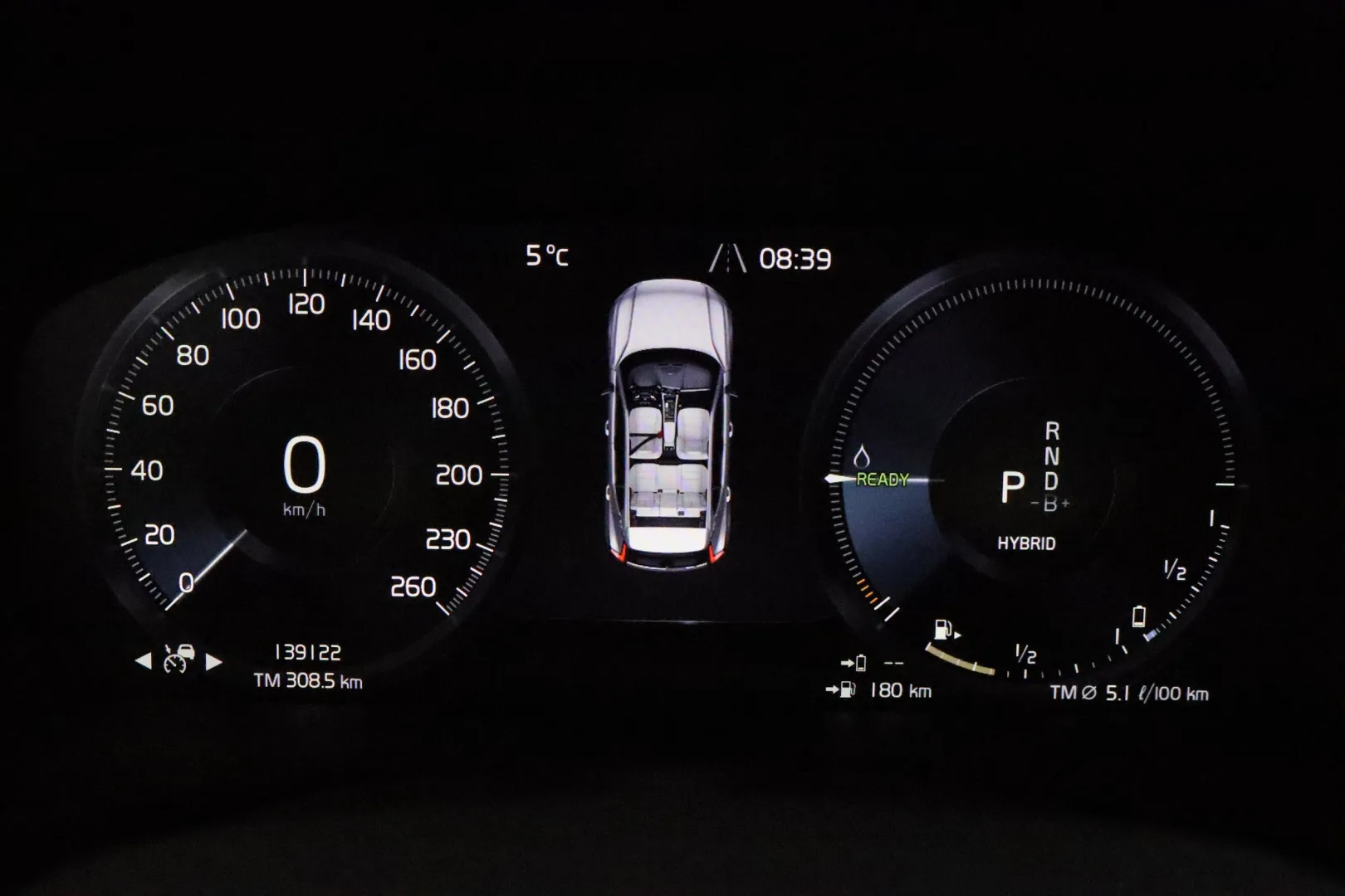 VOLVO XC40 OXV-887 carousel image