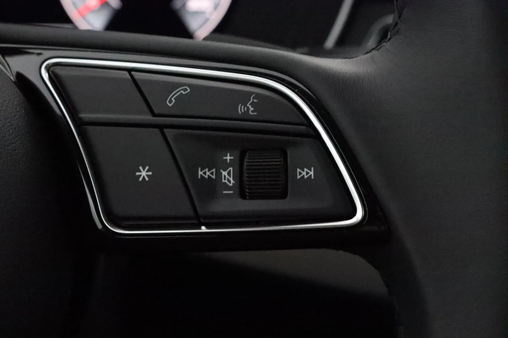 AUDI A5 MOR-621 carousel image