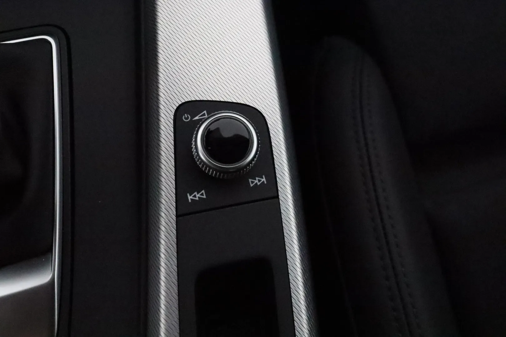 AUDI A5 MOR-621 carousel image