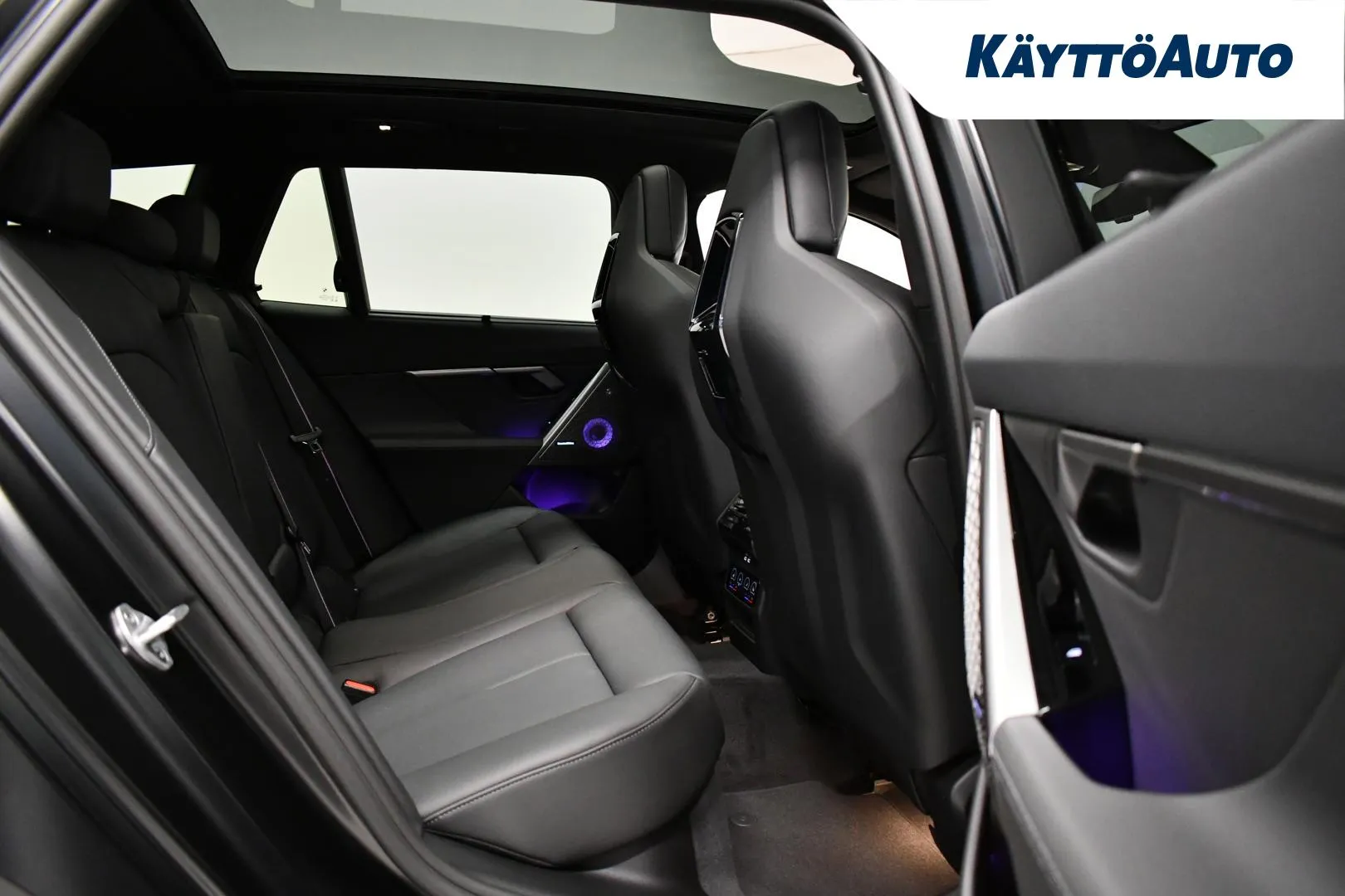 BMW M5 SRP-189 carousel image