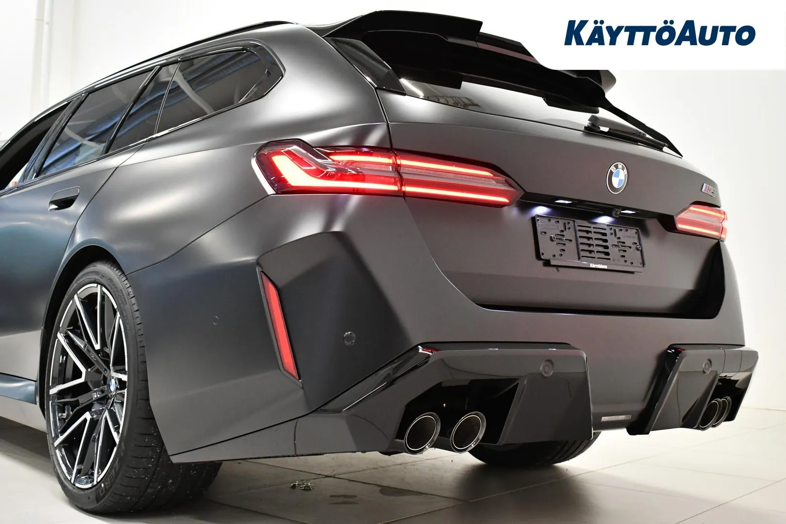 BMW M5 SRP-189 carousel image