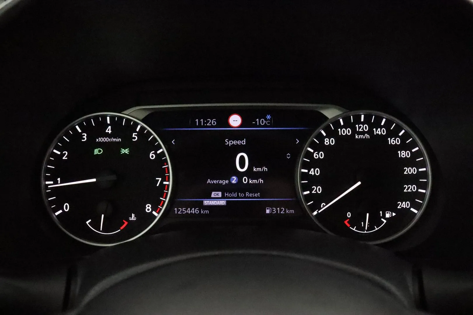 NISSAN Juke ZMU-192 carousel image