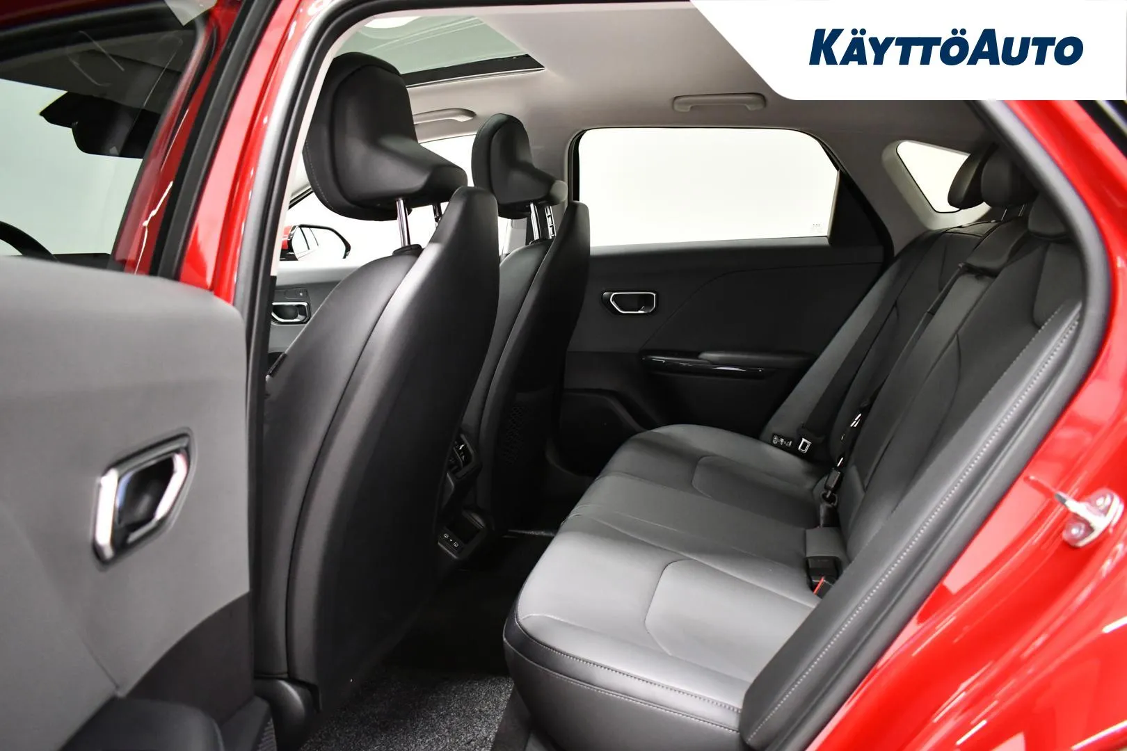 Kia K4 SRO-962 carousel image