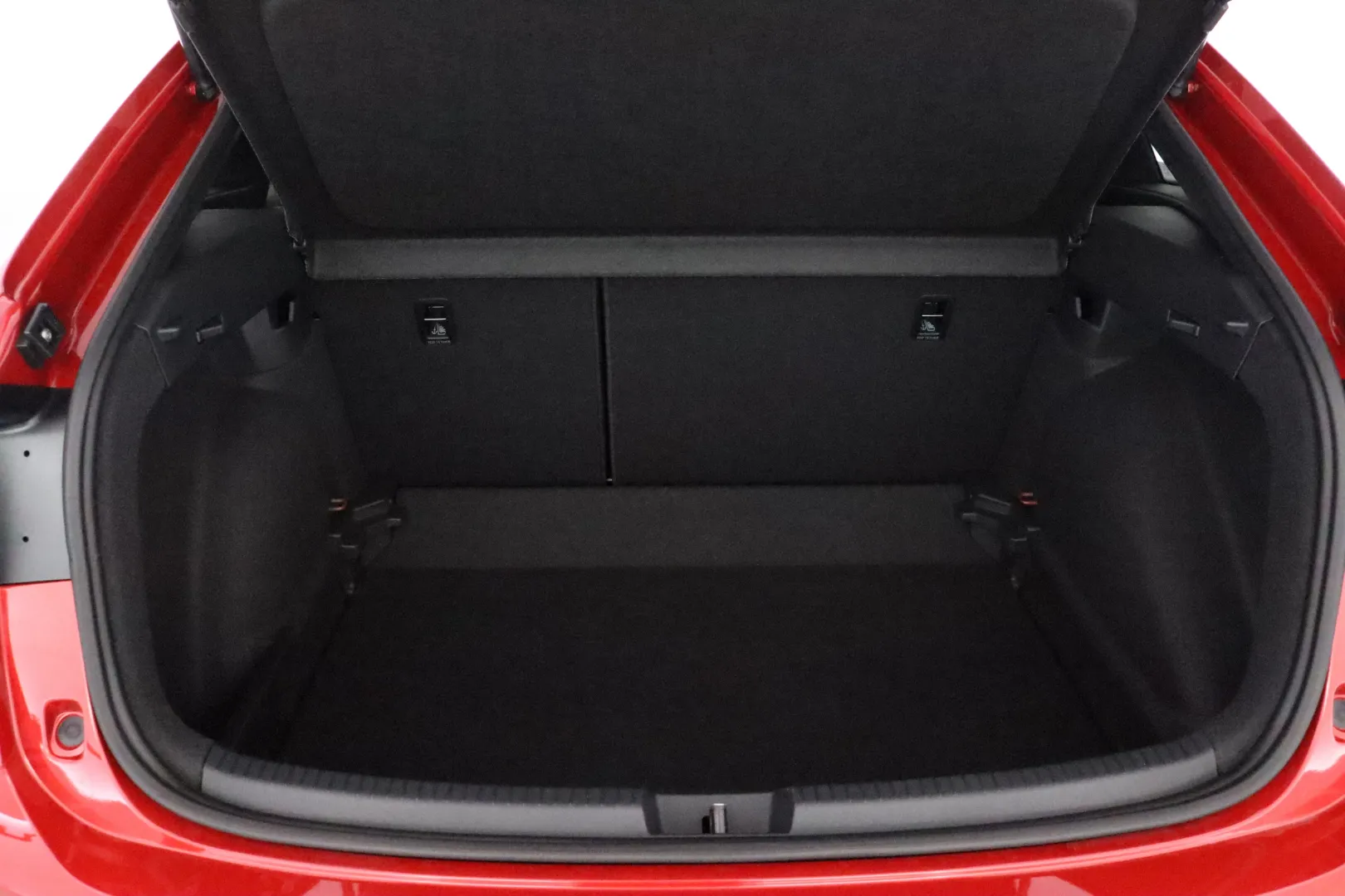 Volkswagen Taigo XTN-819 carousel image