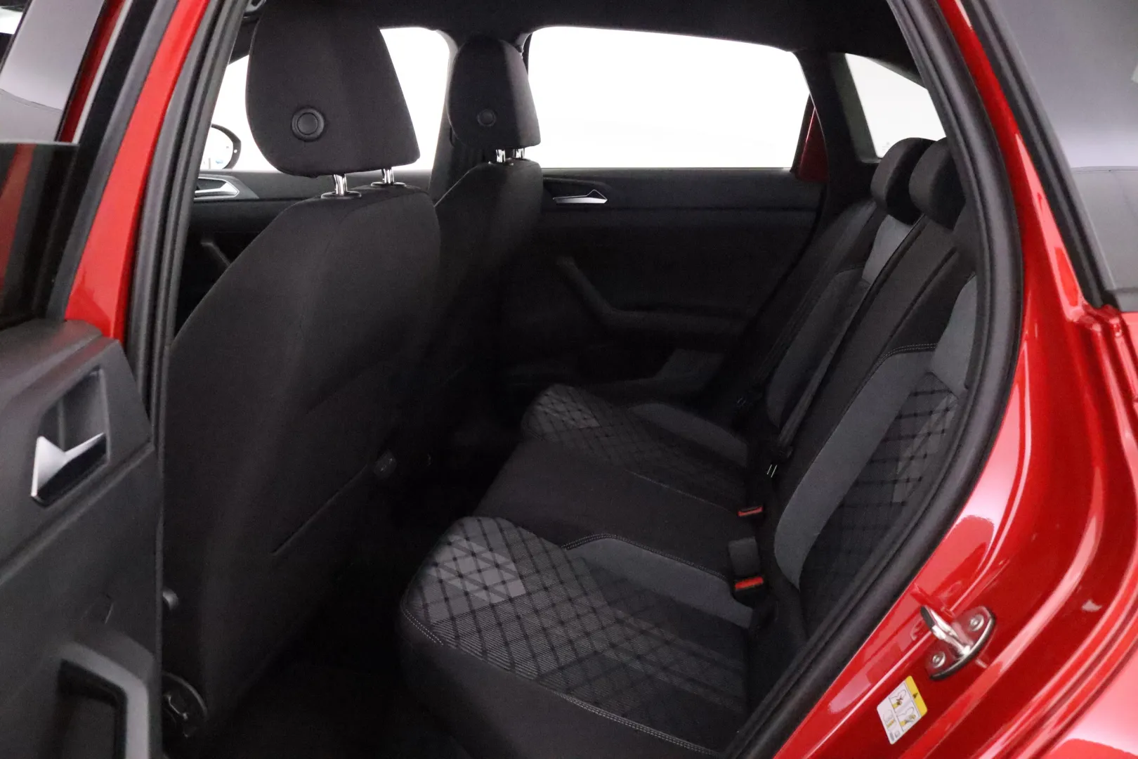 Volkswagen Taigo XTN-819 carousel image