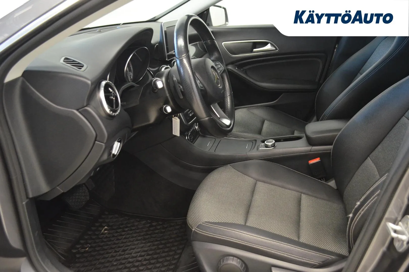 MERCEDES-BENZ CLA ENH-955 carousel image