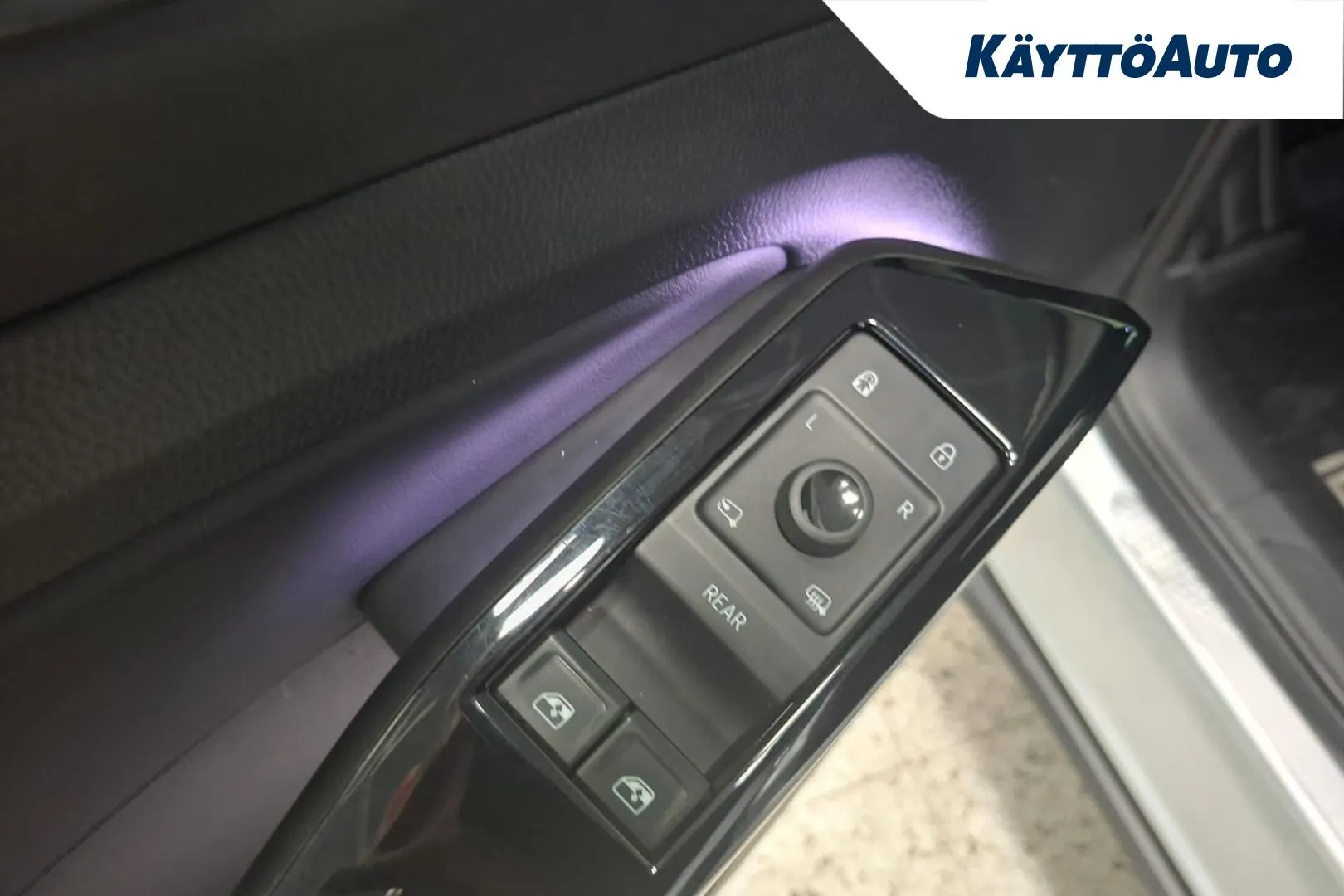 VOLKSWAGEN ID.4 LTL-871 carousel image