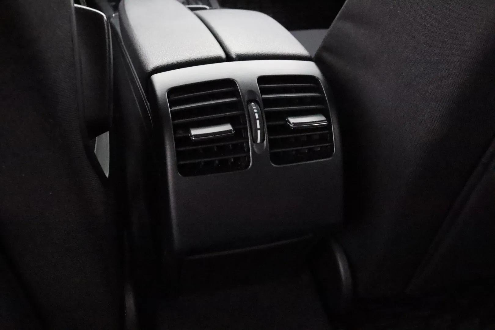 MERCEDES-BENZ C FKN-476 carousel image