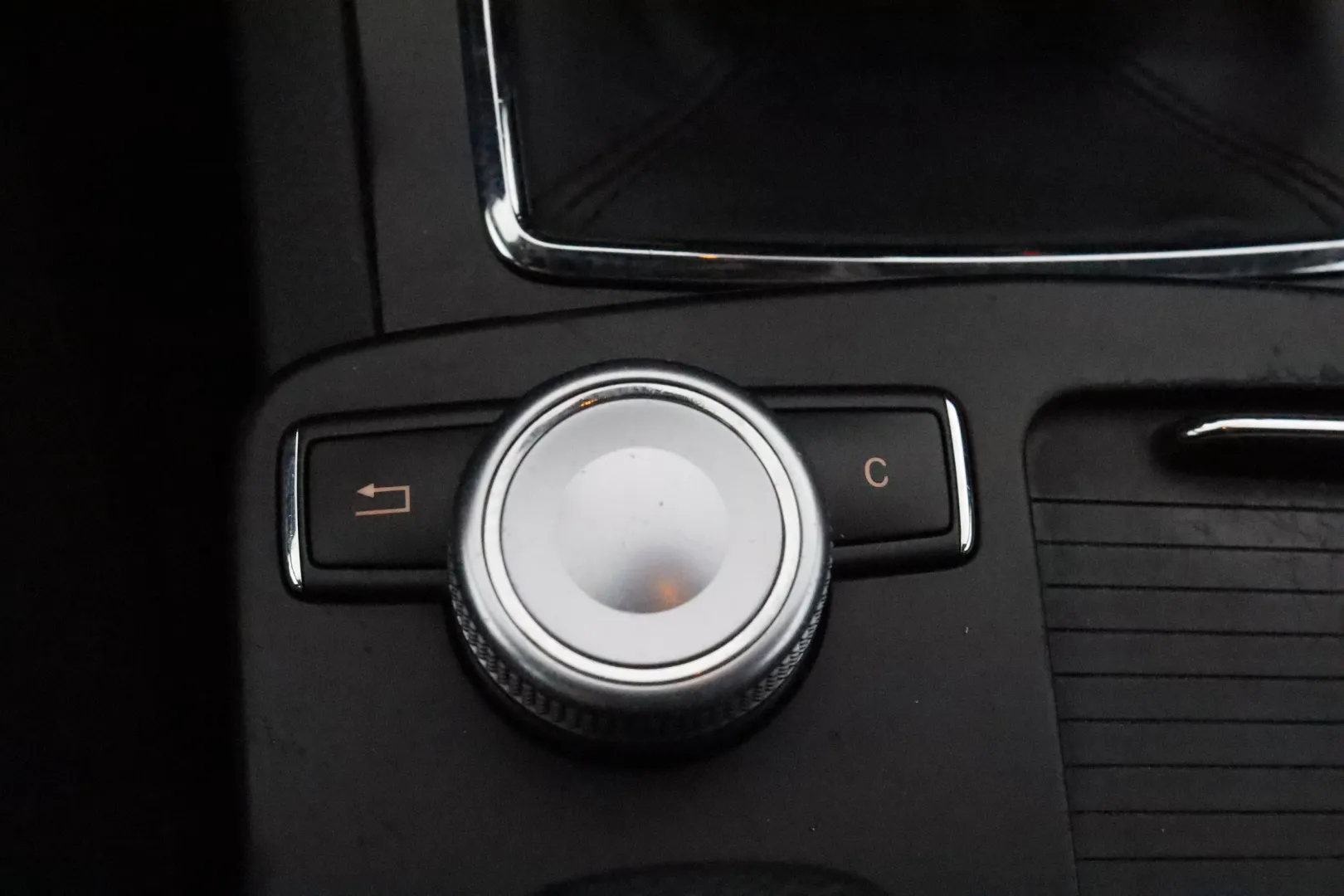 MERCEDES-BENZ C FKN-476 carousel image