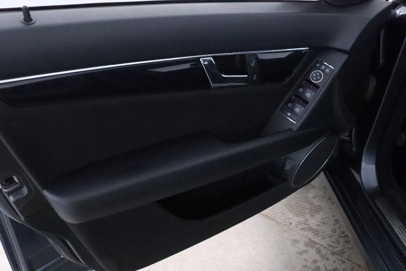 MERCEDES-BENZ C FKN-476 carousel image