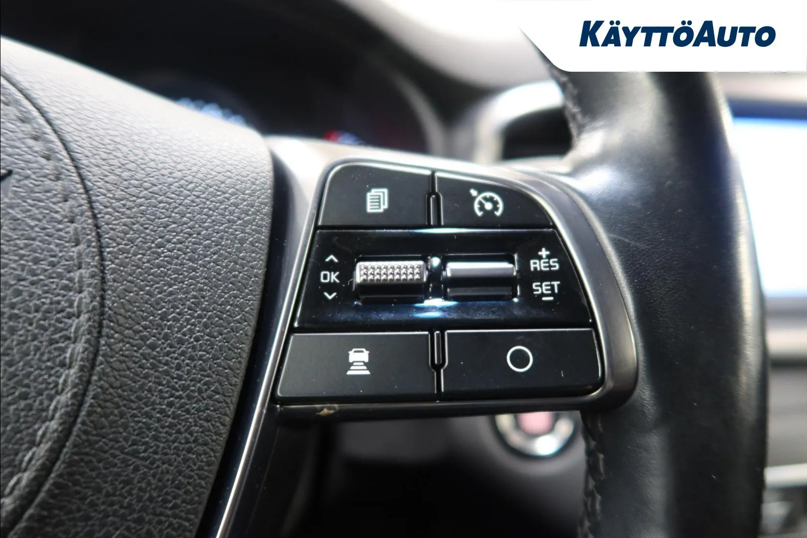 Kia Sorento SRZ-707 carousel image