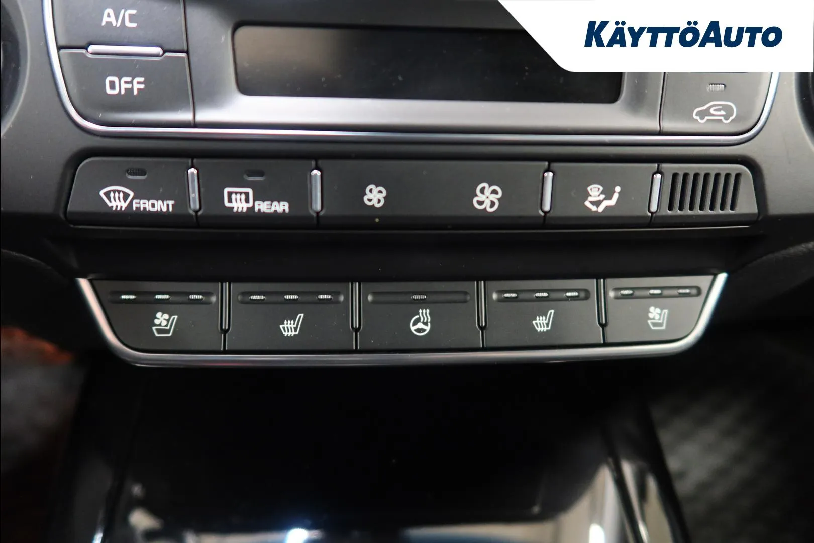 Kia Sorento SRZ-707 carousel image