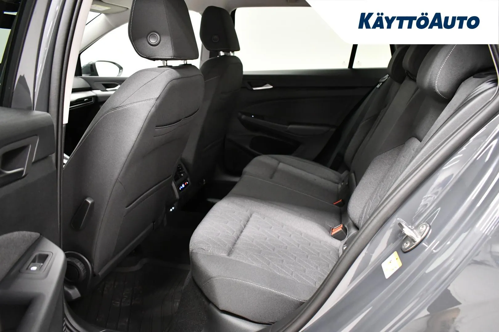 Volkswagen Golf SRP-317 carousel image