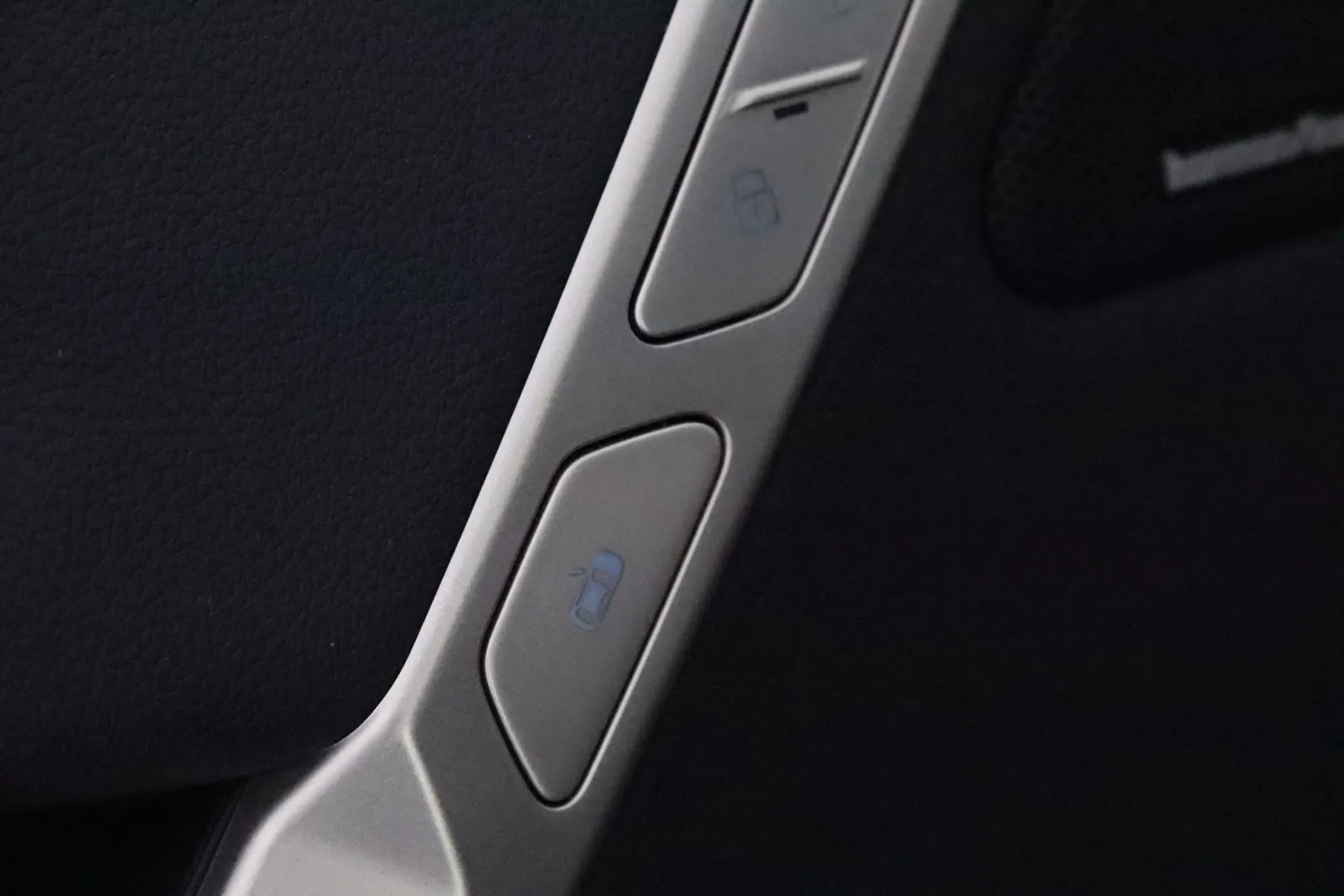 BMW iX EUK-327 carousel image