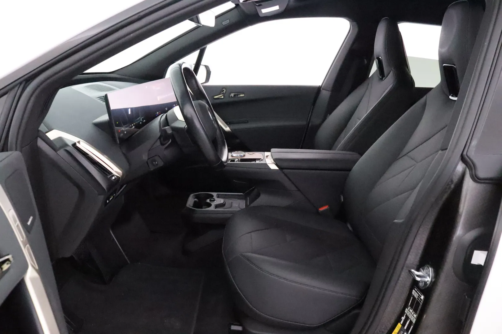 BMW iX EUK-327 carousel image