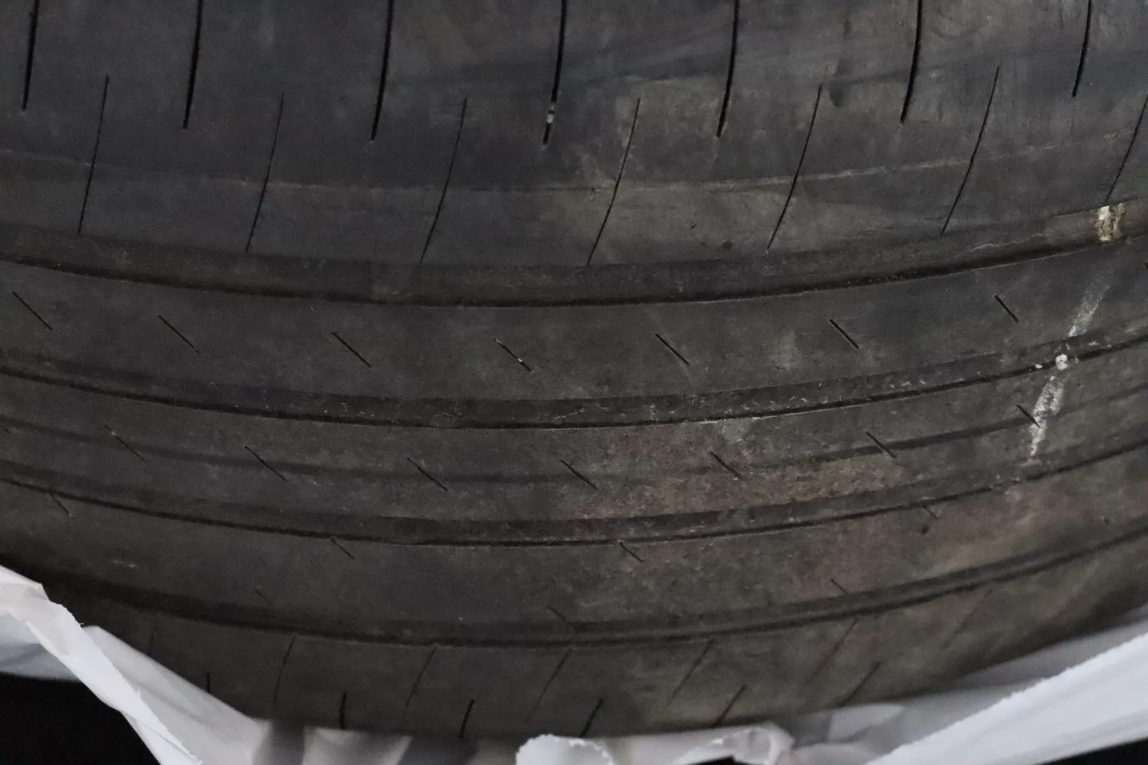 BMW iX EUK-327 carousel image