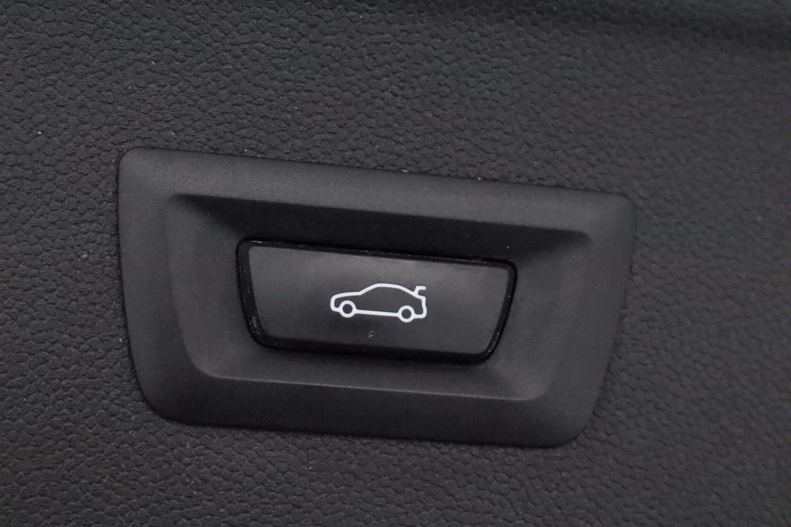 BMW iX EUK-327 carousel image