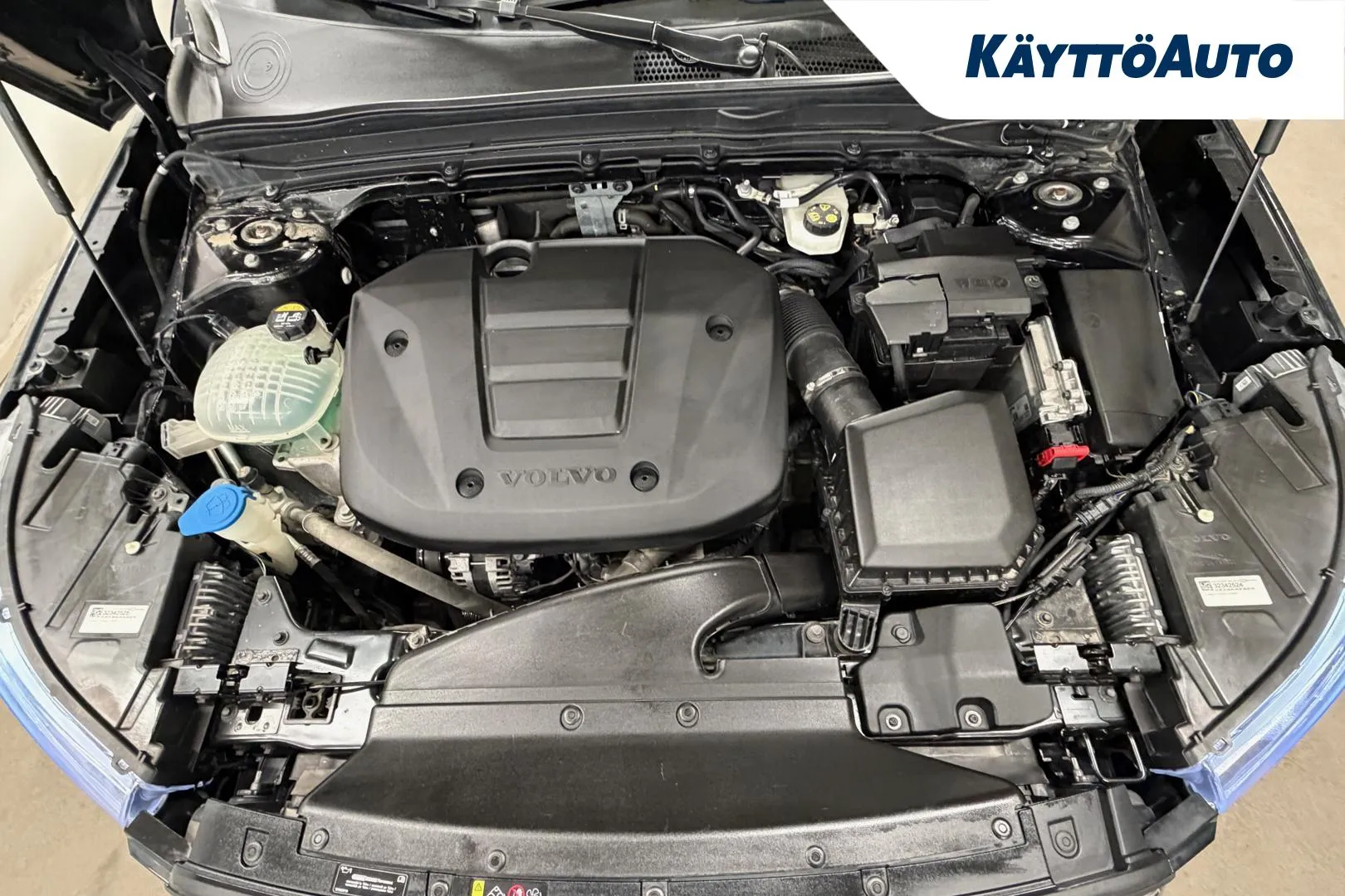 VOLVO XC40 NMH-277 carousel image