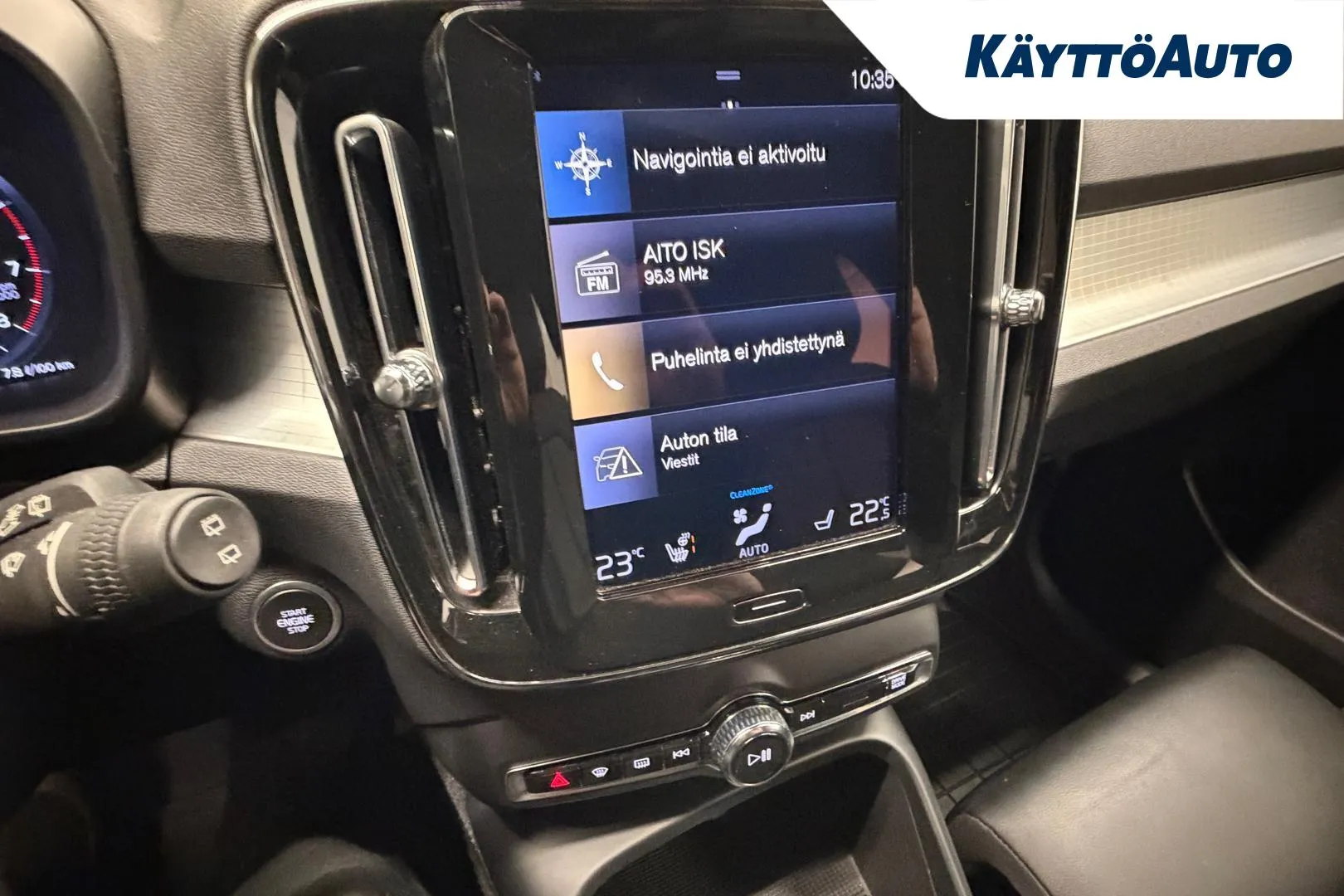 VOLVO XC40 NMH-277 carousel image