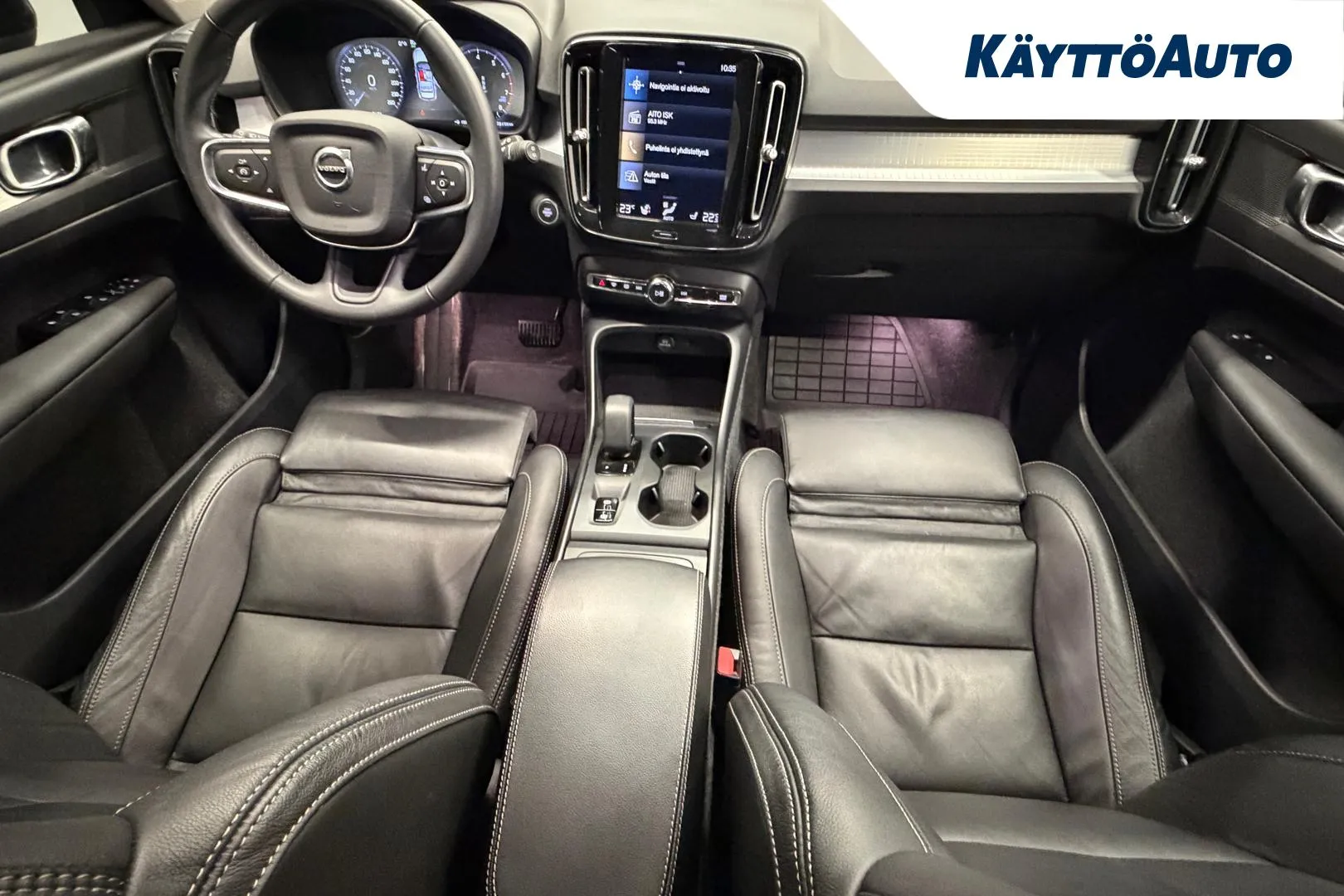 VOLVO XC40 NMH-277 carousel image