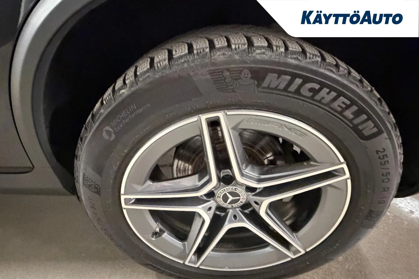 MERCEDES-BENZ GLC GOR-274 carousel image