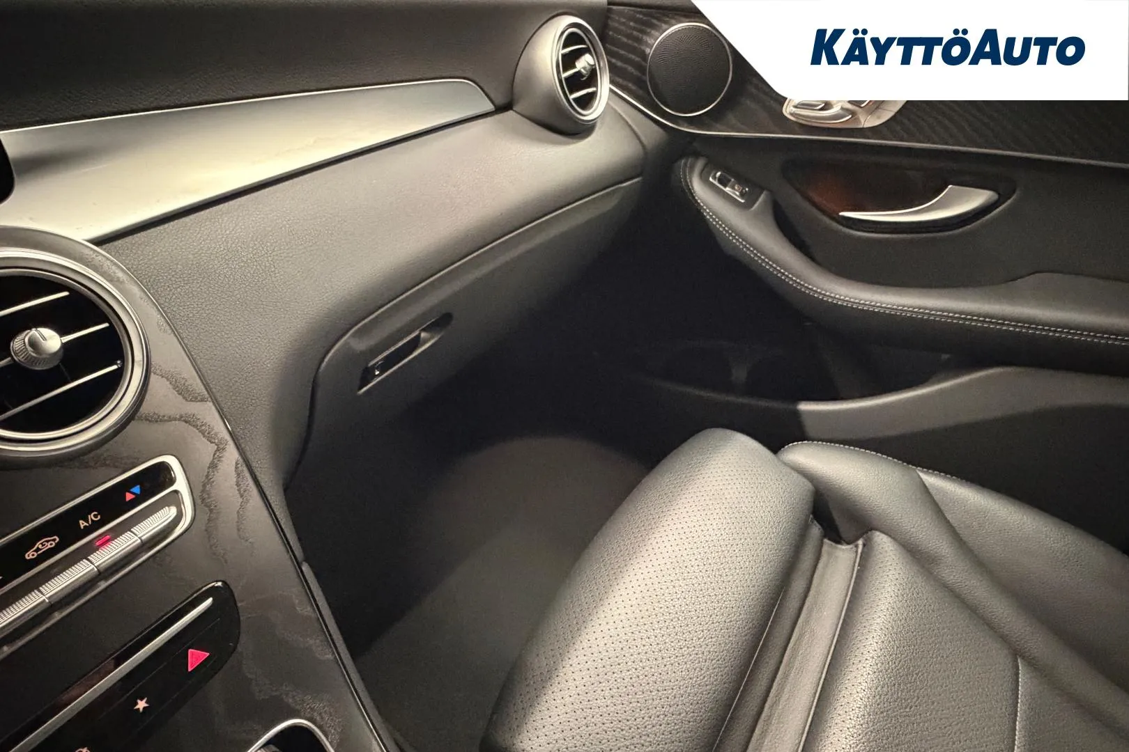 MERCEDES-BENZ GLC GOR-274 carousel image