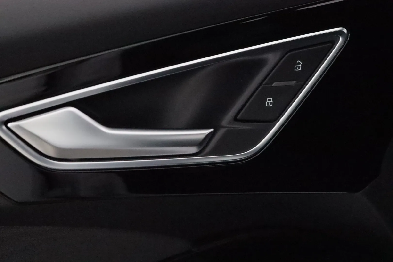 AUDI Q4 e-tron NMT-388 carousel image