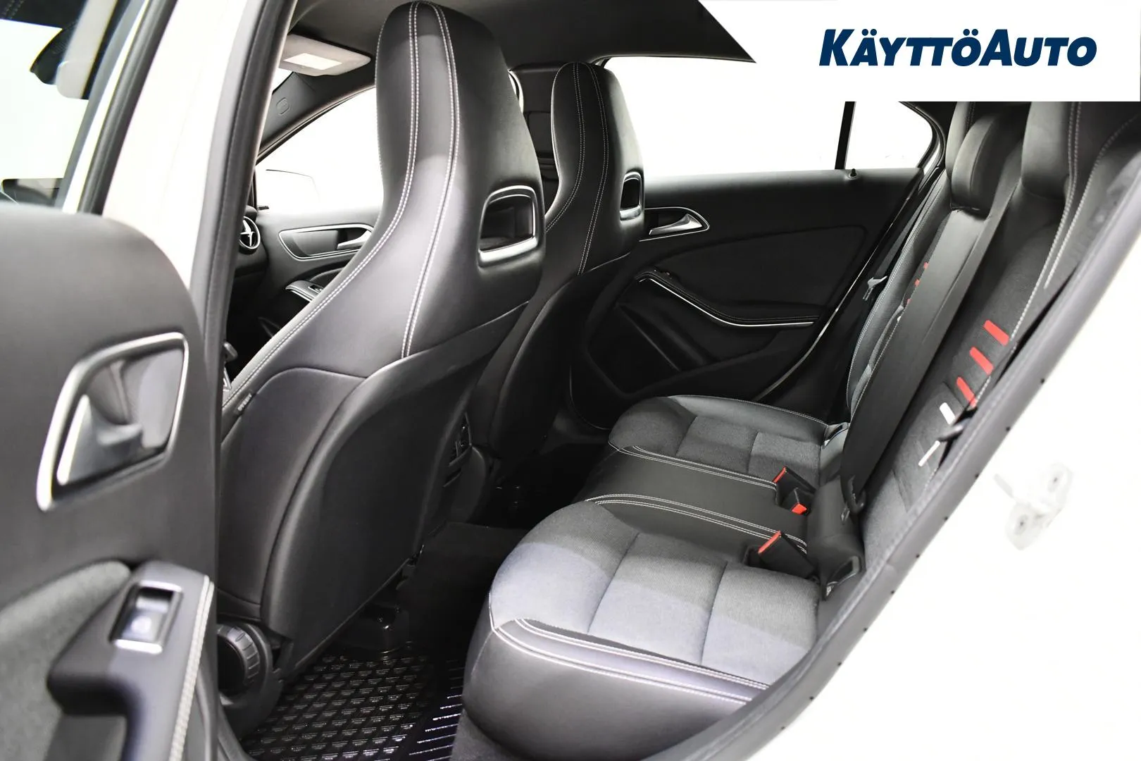 MERCEDES-BENZ A MNK-790 carousel image