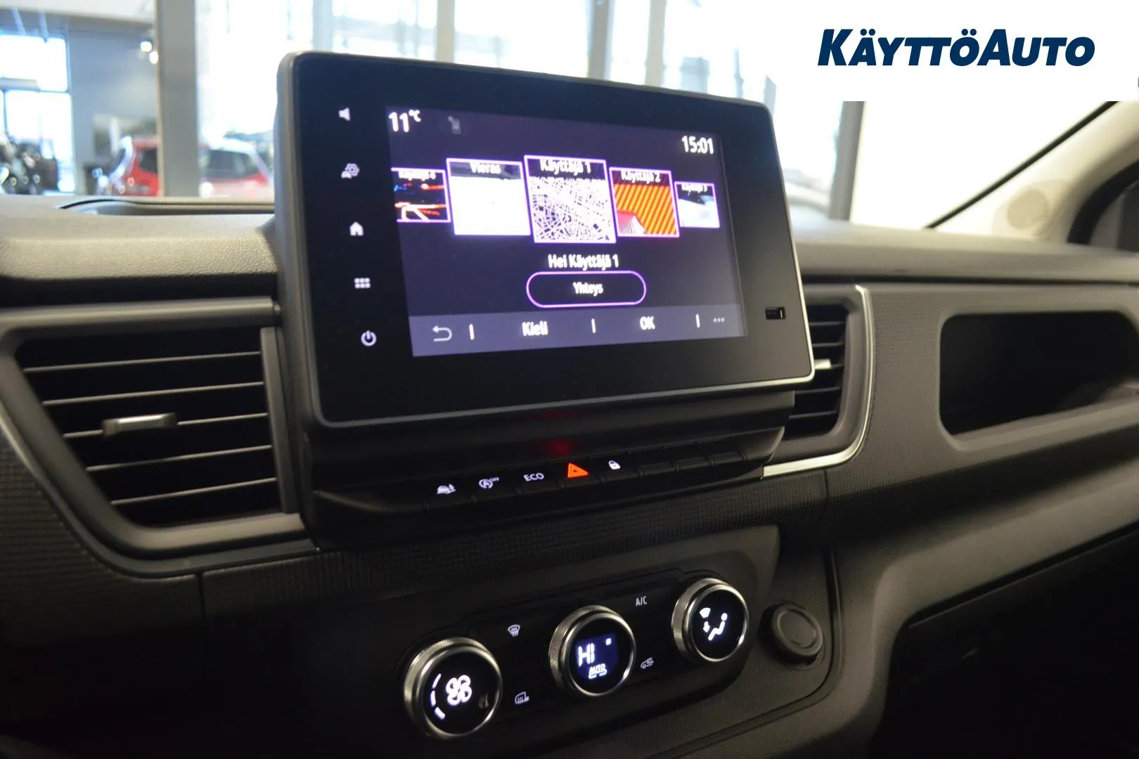 Nissan Primastar SRS-129 carousel image