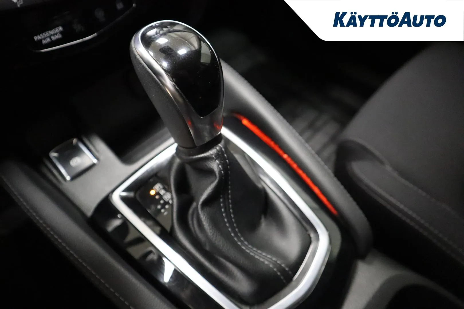 NISSAN Qashqai FNY-777 carousel image