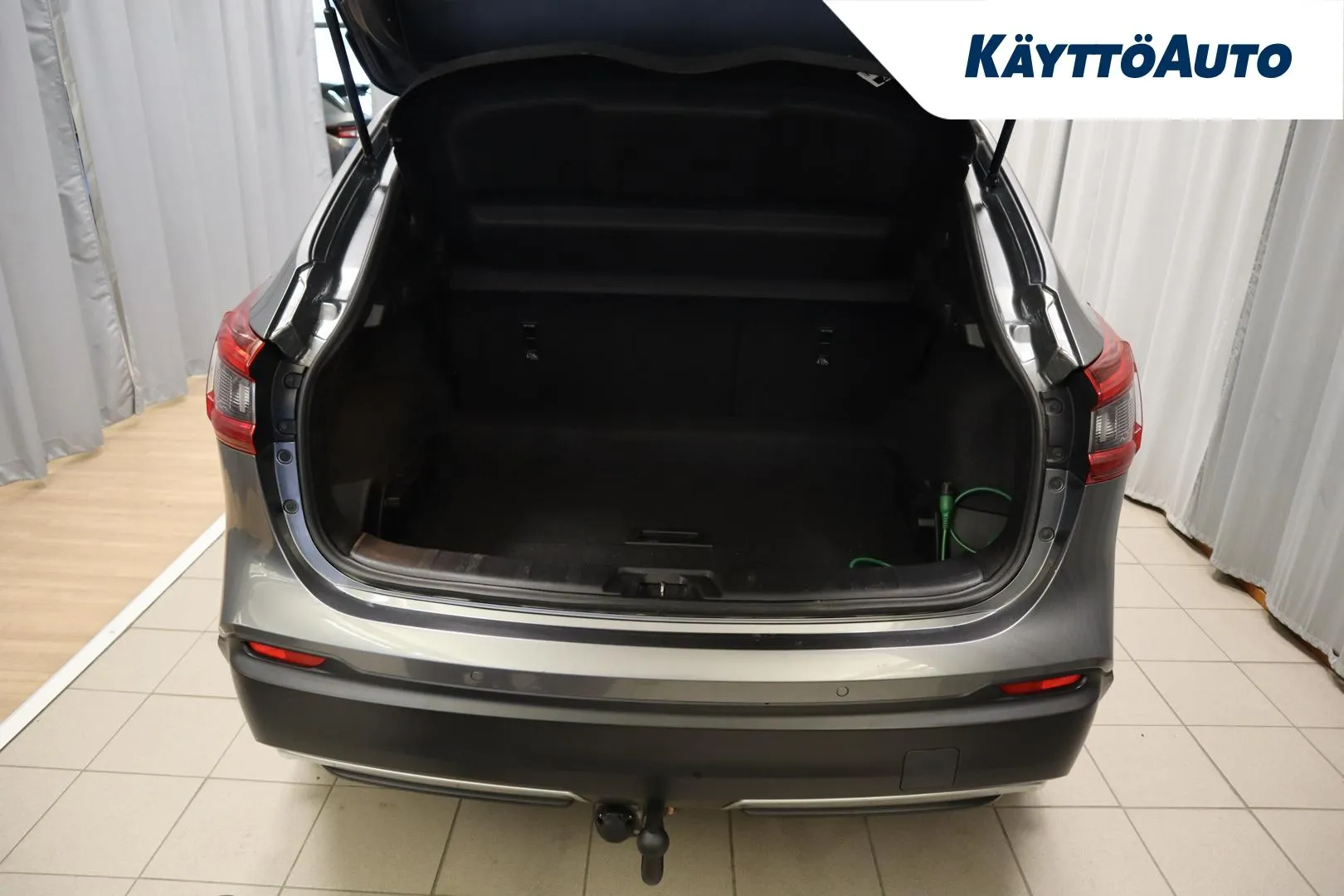 NISSAN Qashqai FNY-777 carousel image