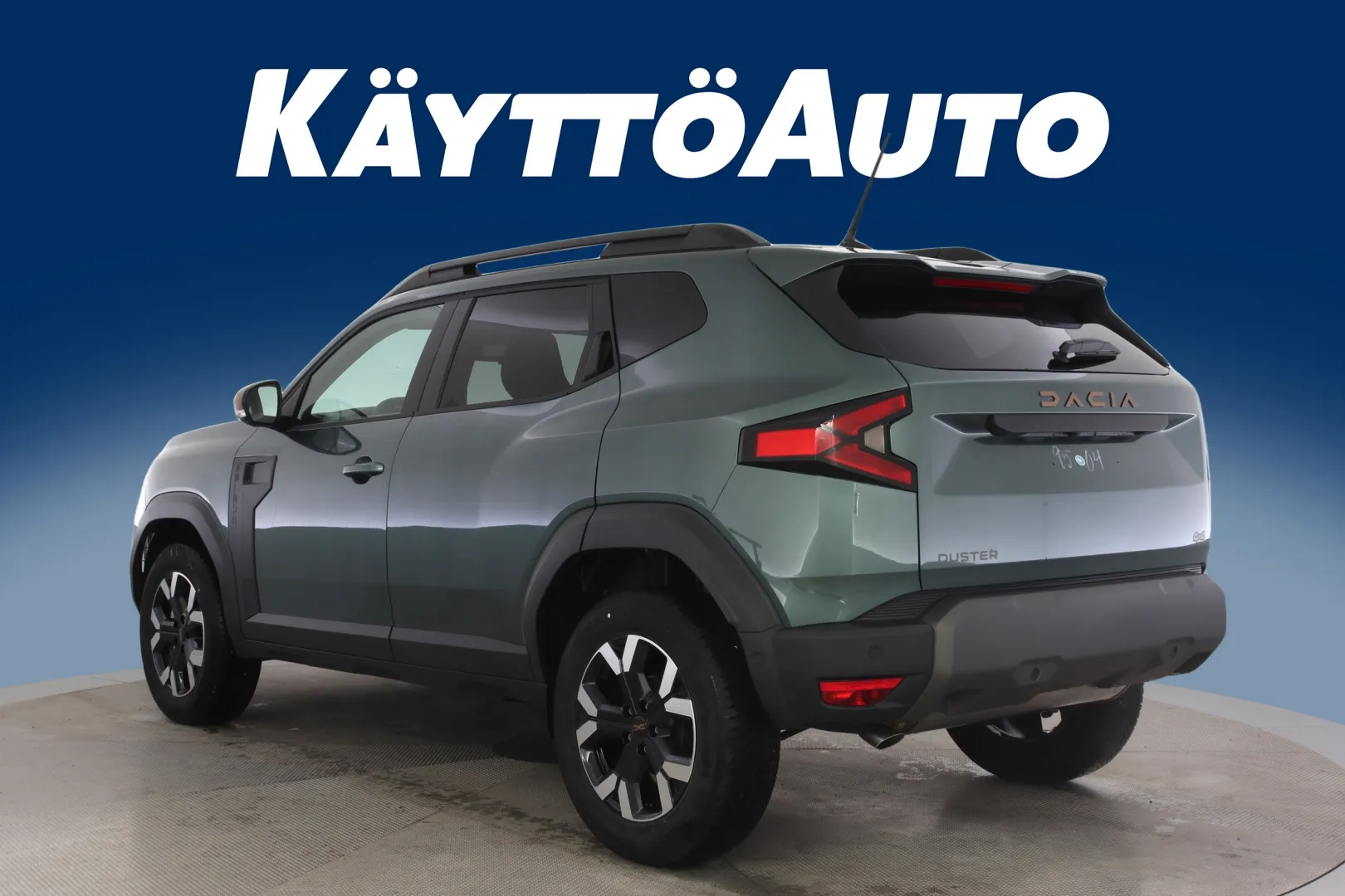 Dacia Duster ISS-688 carousel image