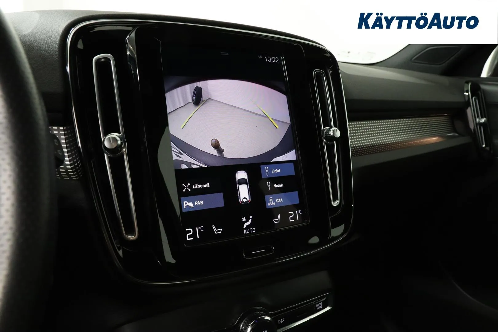 Volvo XC40 LPO-601 carousel image