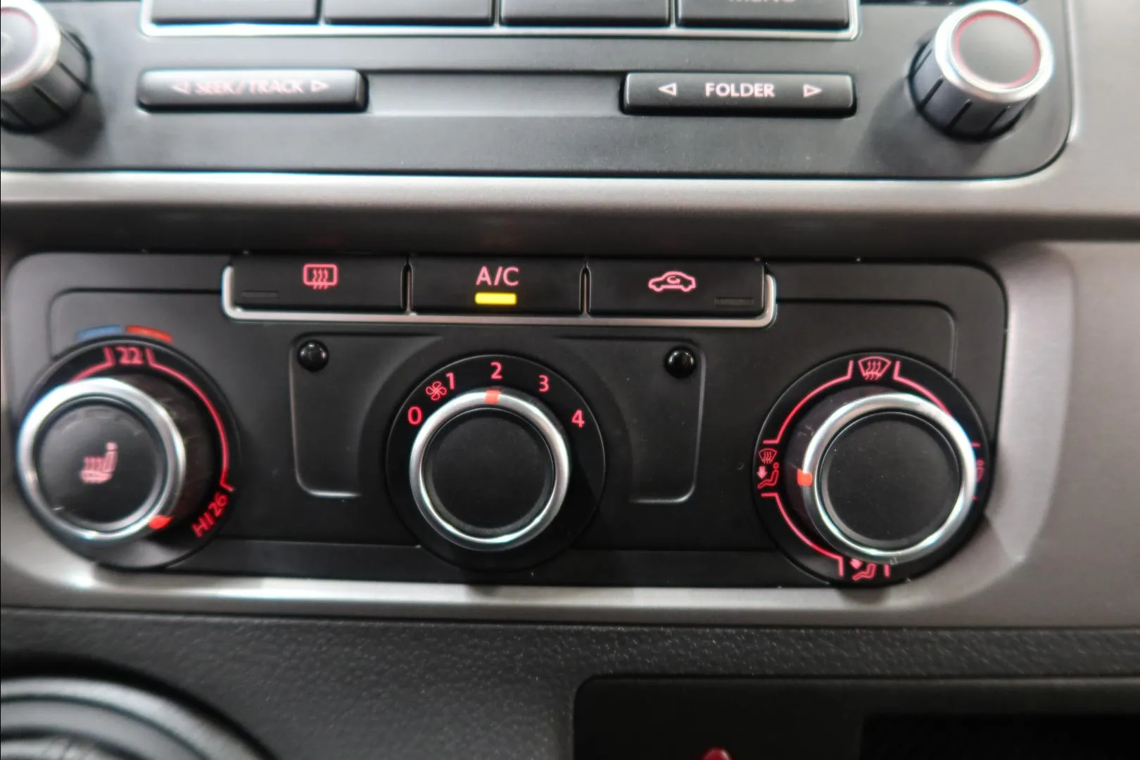 Volkswagen Transporter XNE-110 carousel image