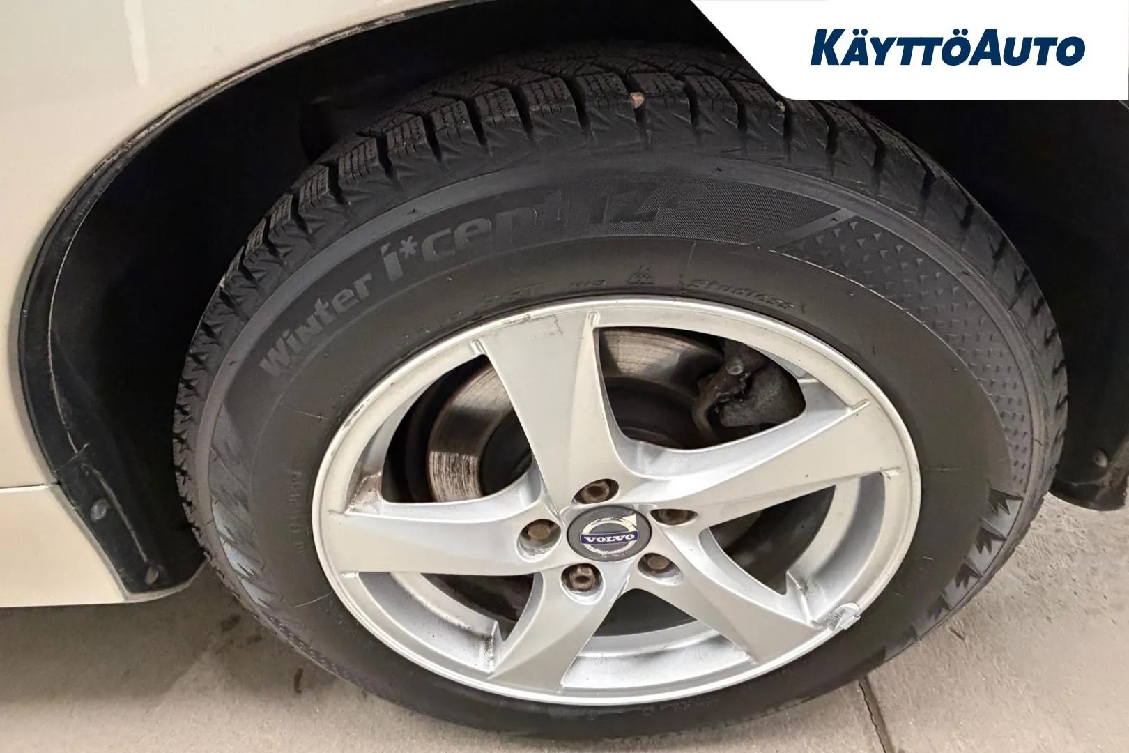 VOLVO V60 UZU-776 carousel image