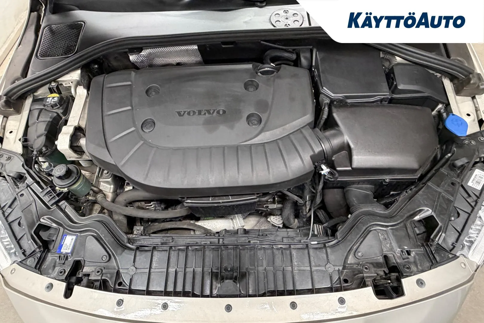 VOLVO V60 UZU-776 carousel image