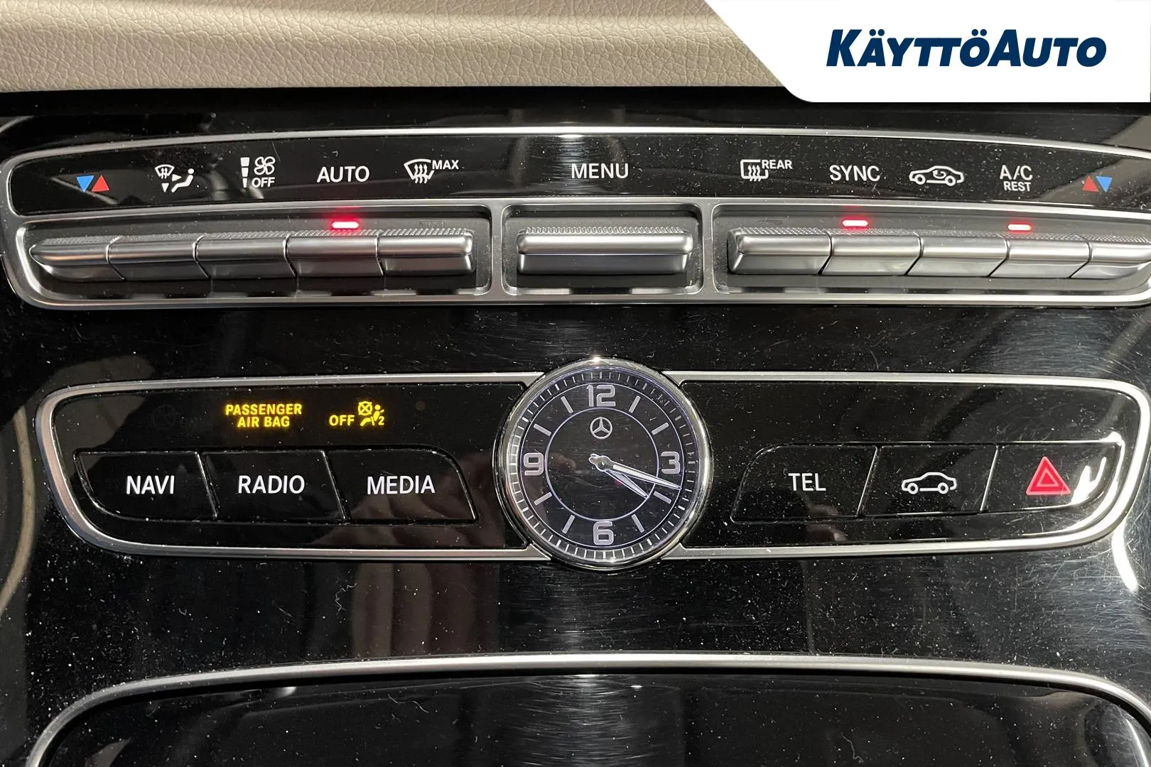 MERCEDES-BENZ E JKN-283 carousel image